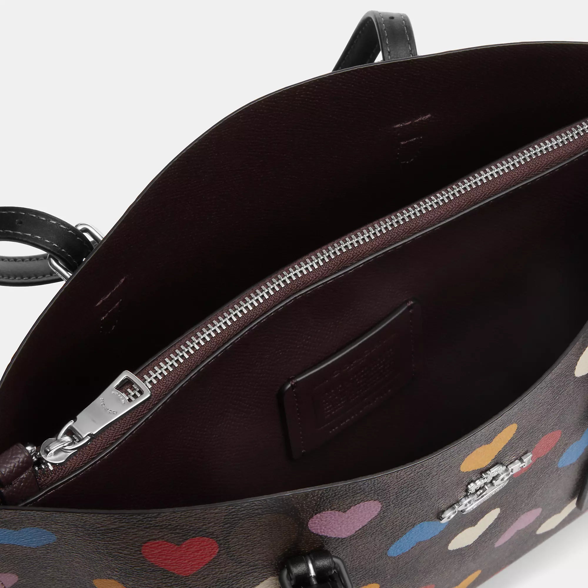 Coathtch  Mollie Tote 25 In Signature Canvas With Heart Print