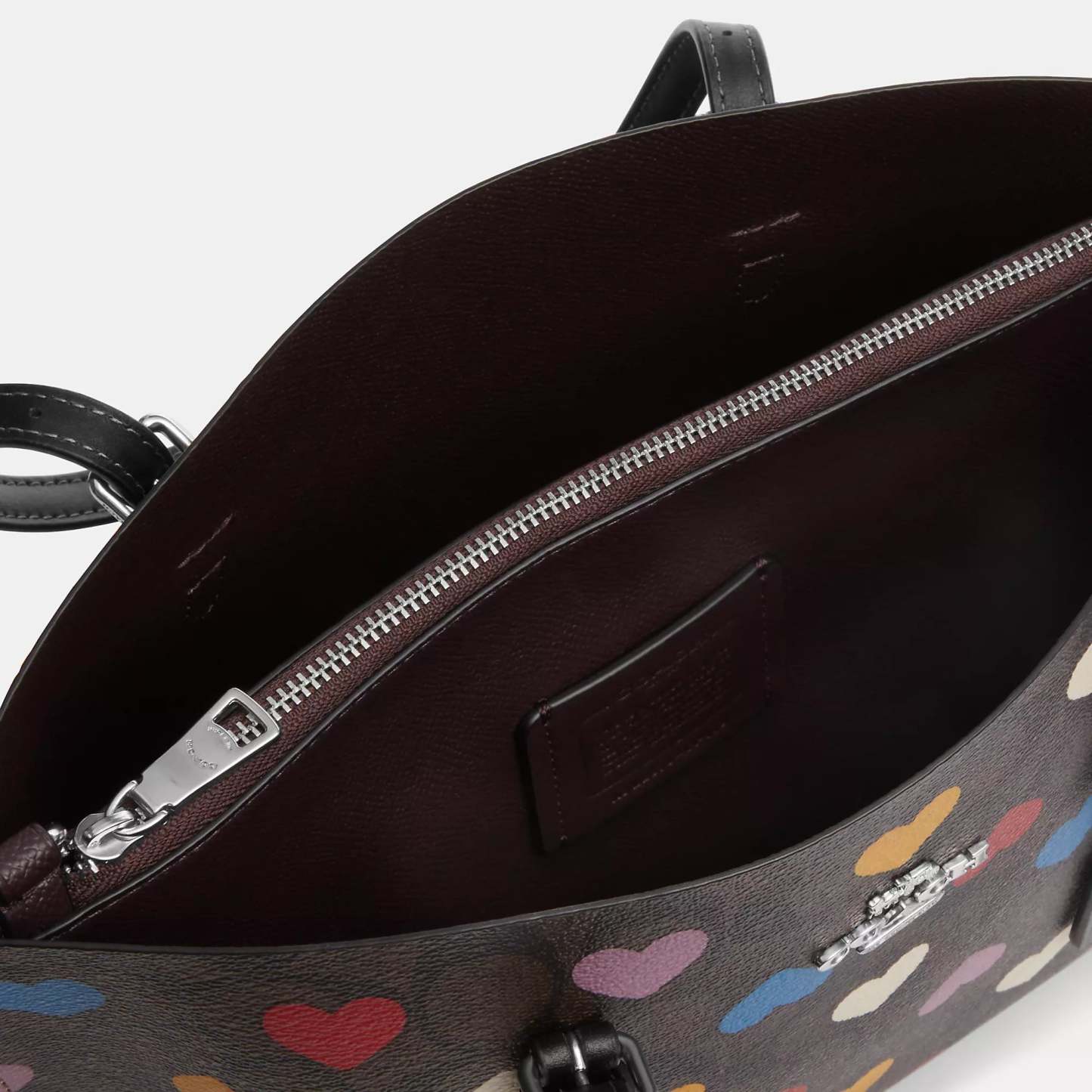 Coathtch  Mollie Tote 25 In Signature Canvas With Heart Print