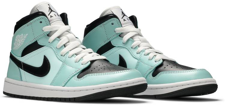Wmns Mid Black BQ6472-300