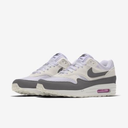 1 By You  White/grey