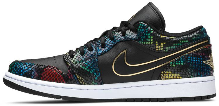 Wmns Low 'Multi Snakeskin' CW5580-001