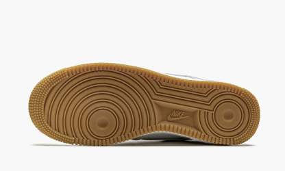 1 Low 7 ��White / Gum