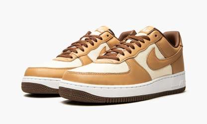 1 Low ��Acorn