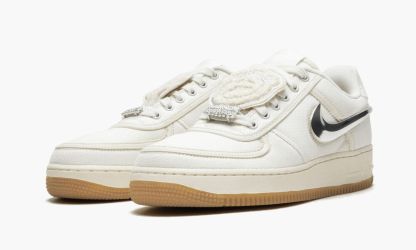 1 Low ��Travis Scott Sail