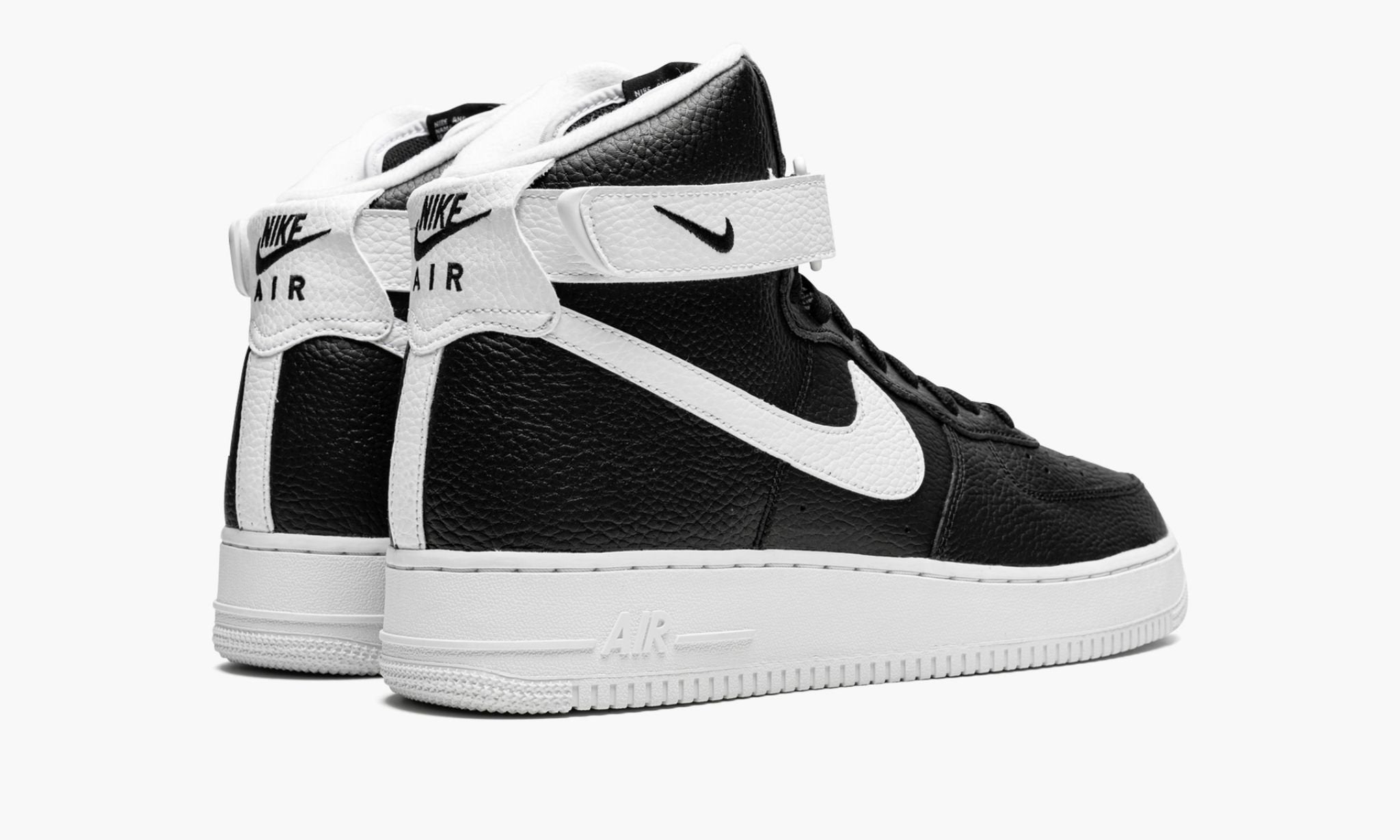 High 7 ��Black / White