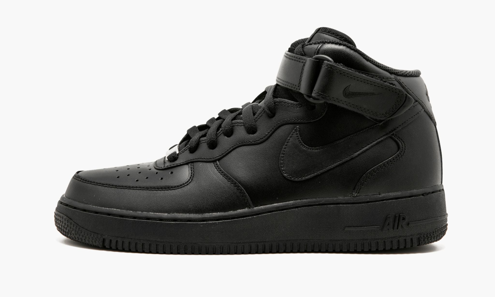 Mid 7 ��Triple Black