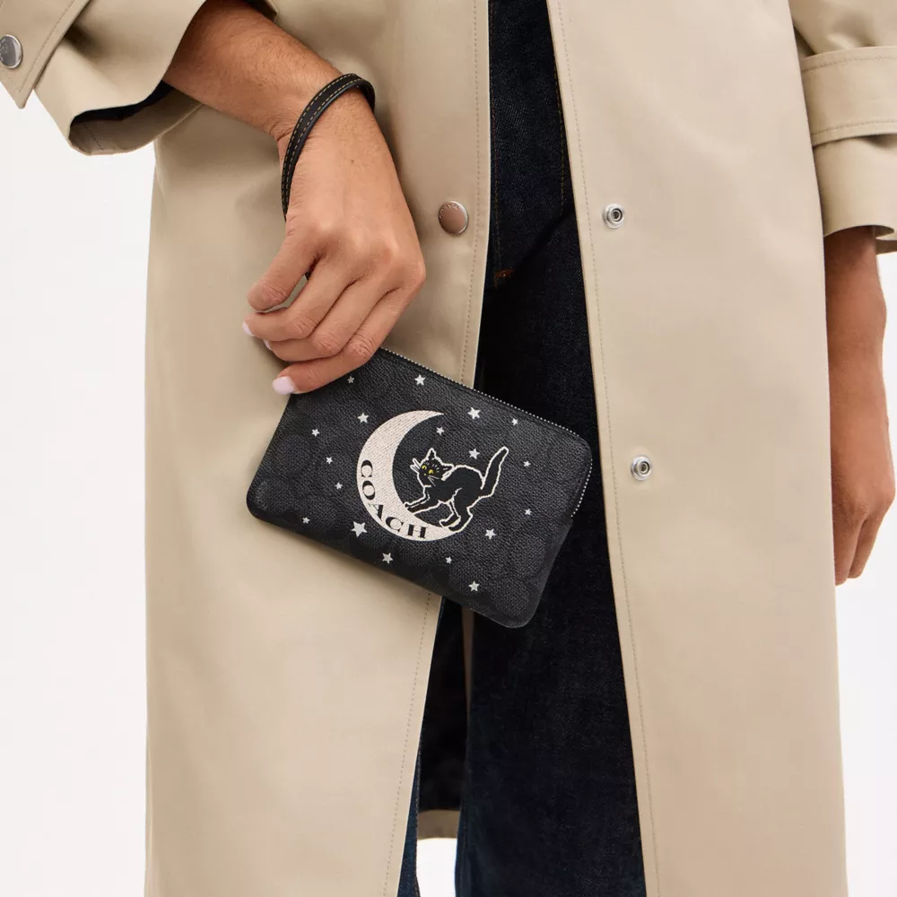 Corner Zip Wristlet In Signature Canvas With Halloween Graphic