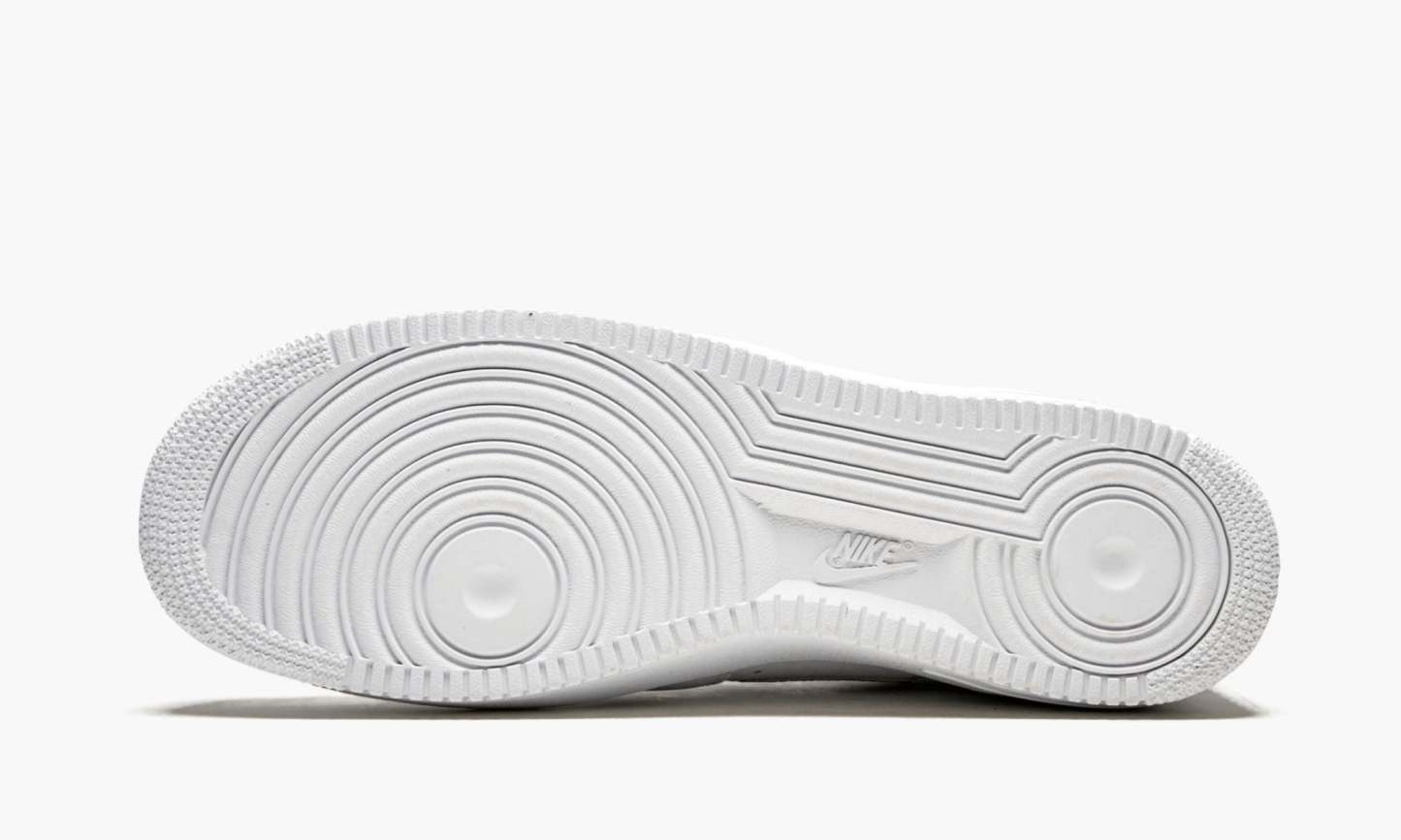 1 Low ��Ivory Snake