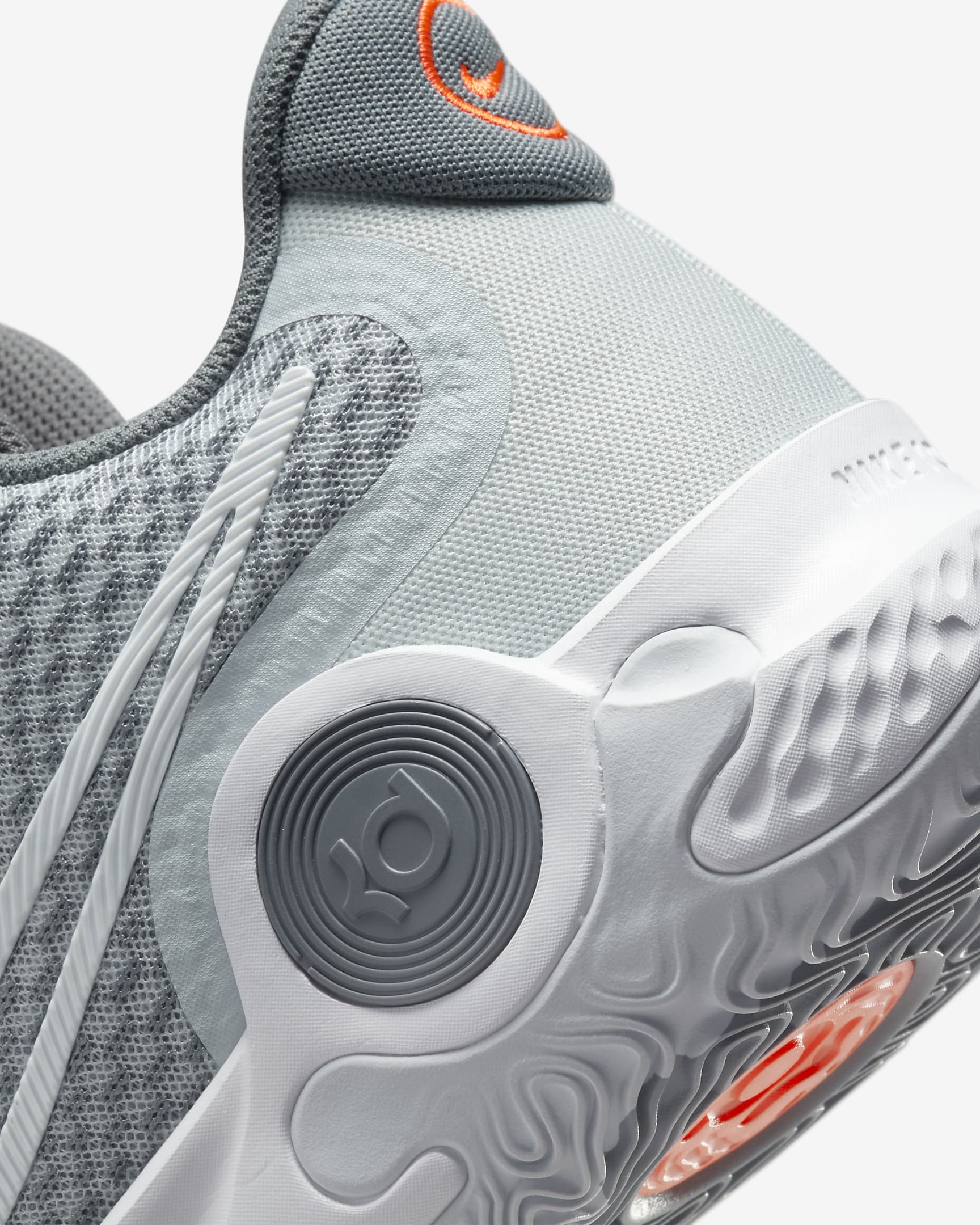 Men's Basketball Shoes