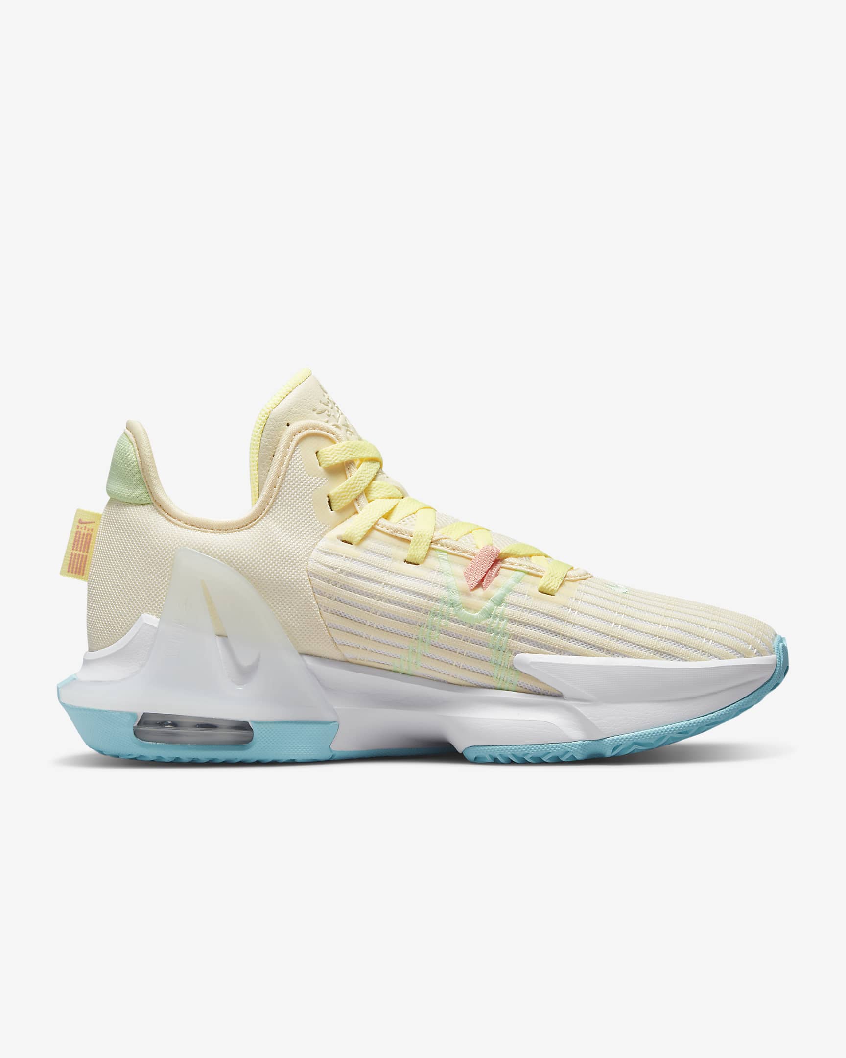 Women's Basketball Shoes