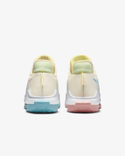 Women's Basketball Shoes