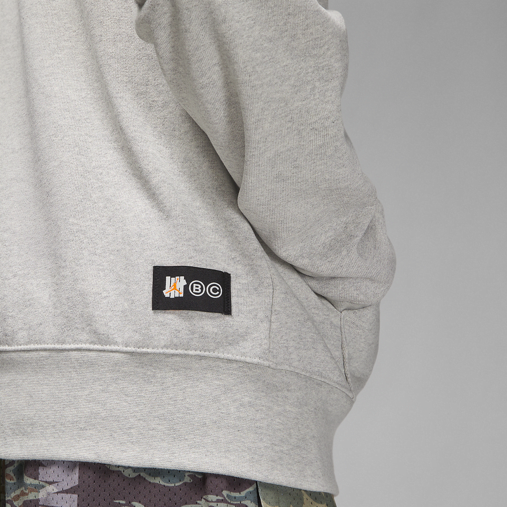 x UNDEFEATED - Men's Hoodie