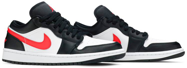 Wmns Low 'Siren Red' DC0774-004