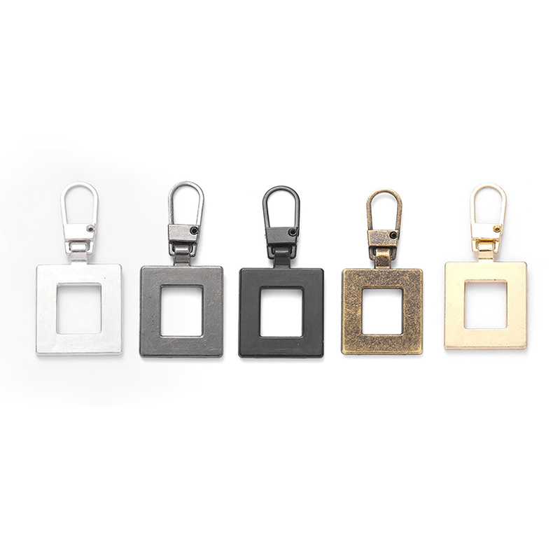 Detachable and replaceable zipper head sliders