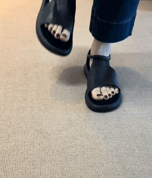 纯手工牛皮凉鞋_14.gif