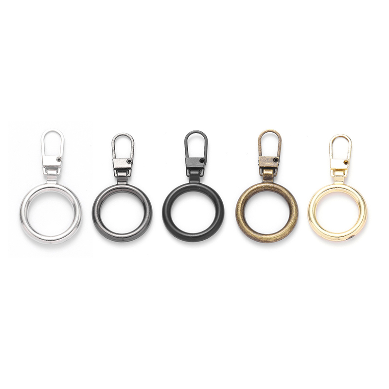 Detachable and replaceable zipper head sliders