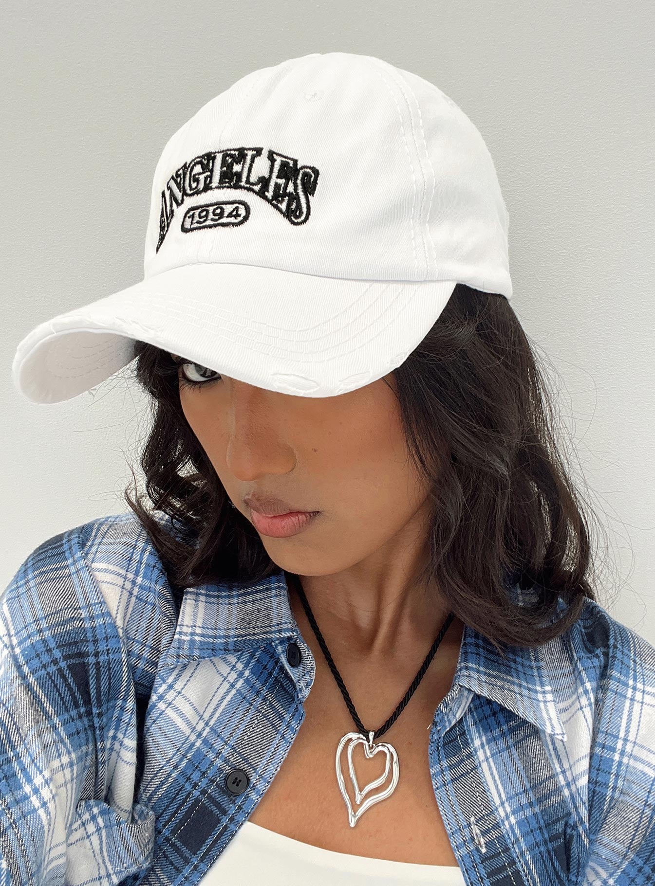 Daymien Cap White-Heyiad
