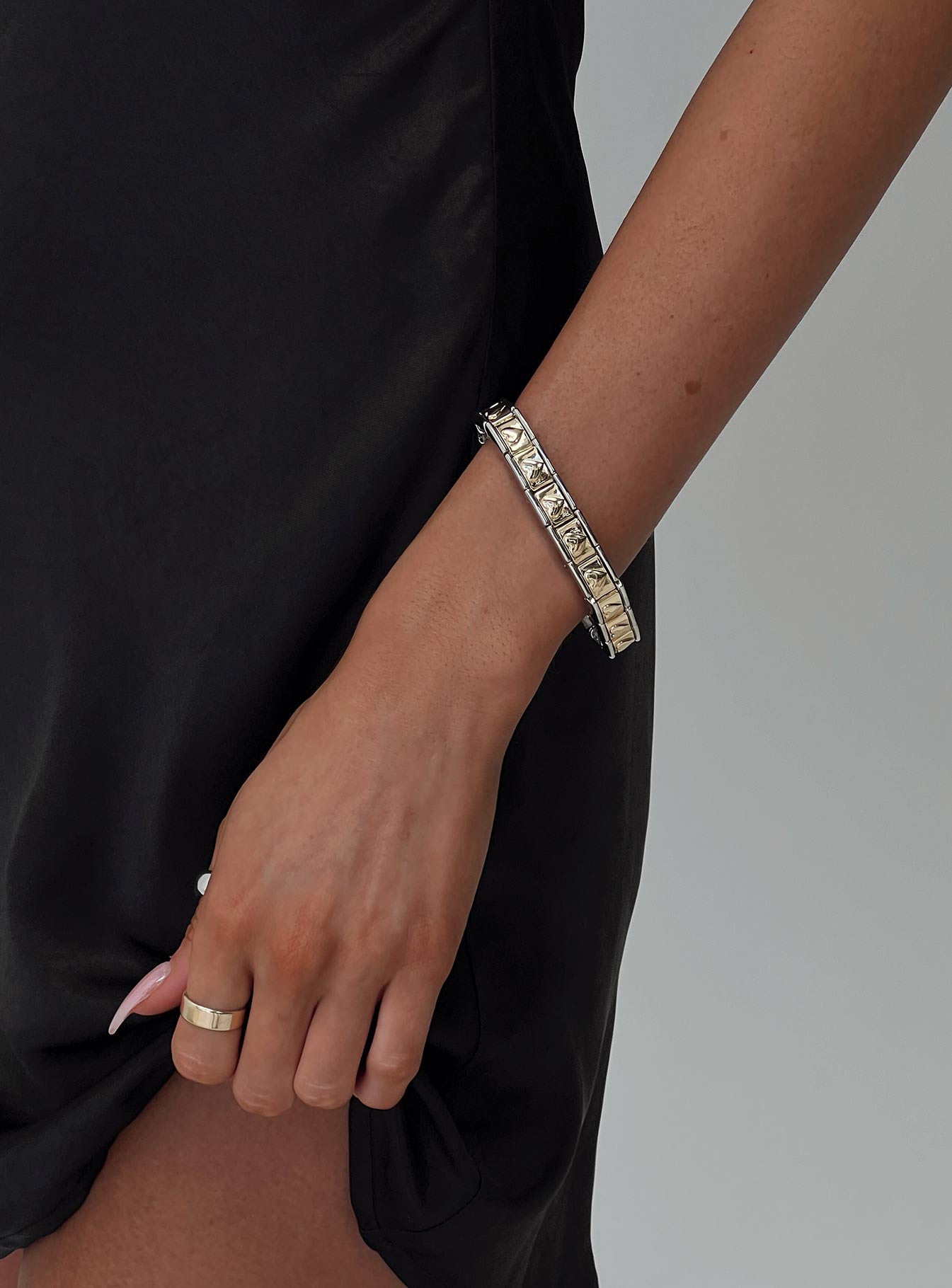 Daydreaming Charm Bracelet Gold-Heyiad