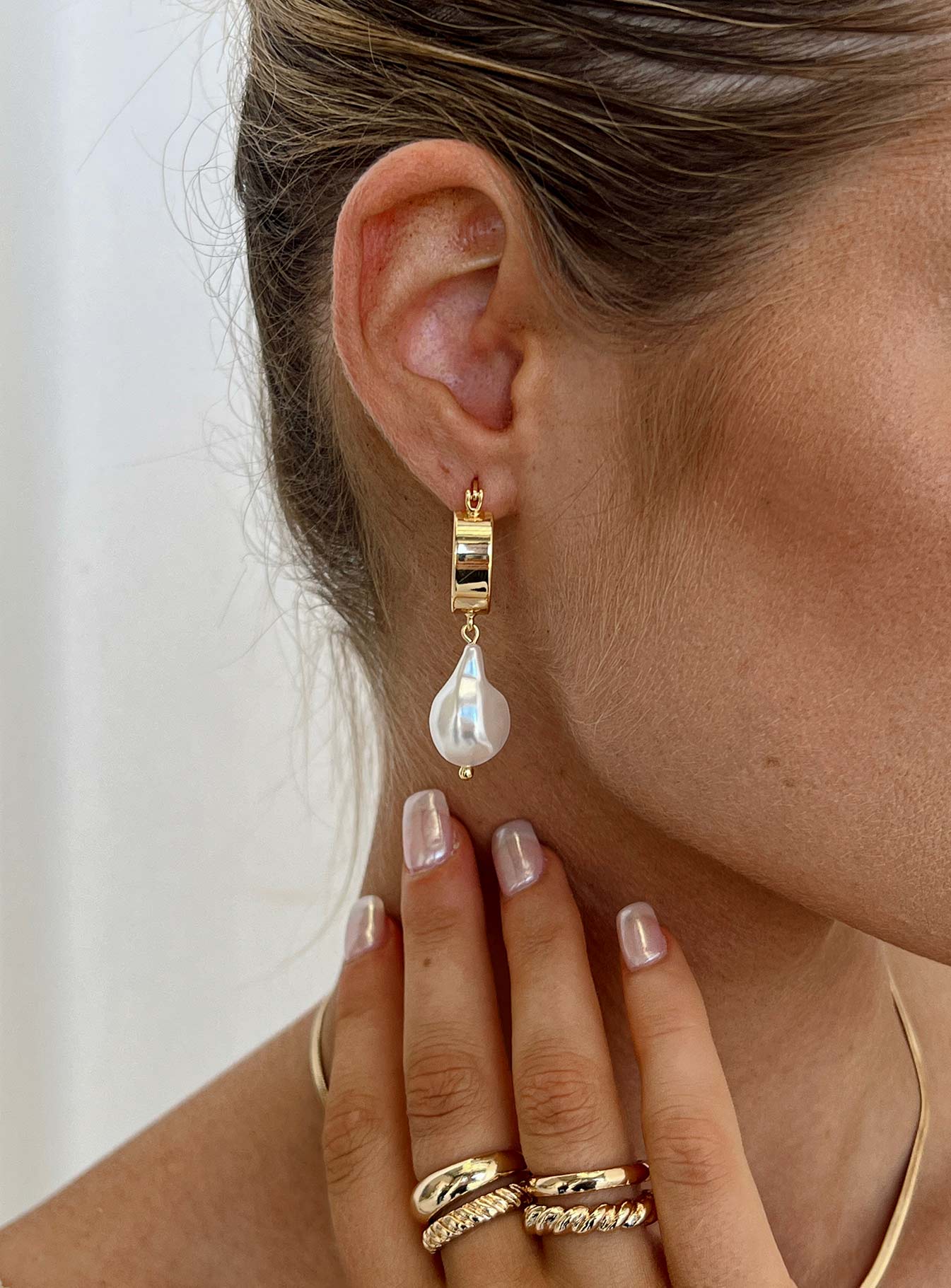 Kai Gold Plated Earrings-Heyiad