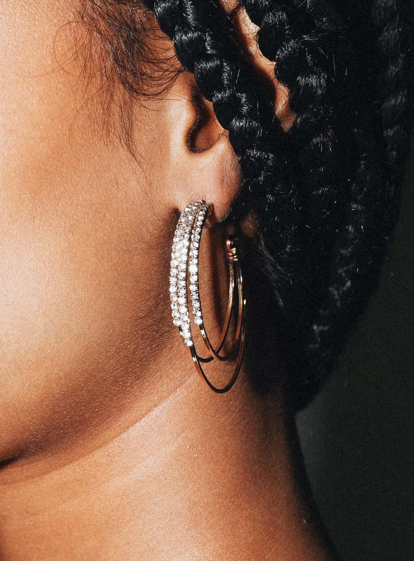 Ekin Hoop Earrings Gold-Heyiad