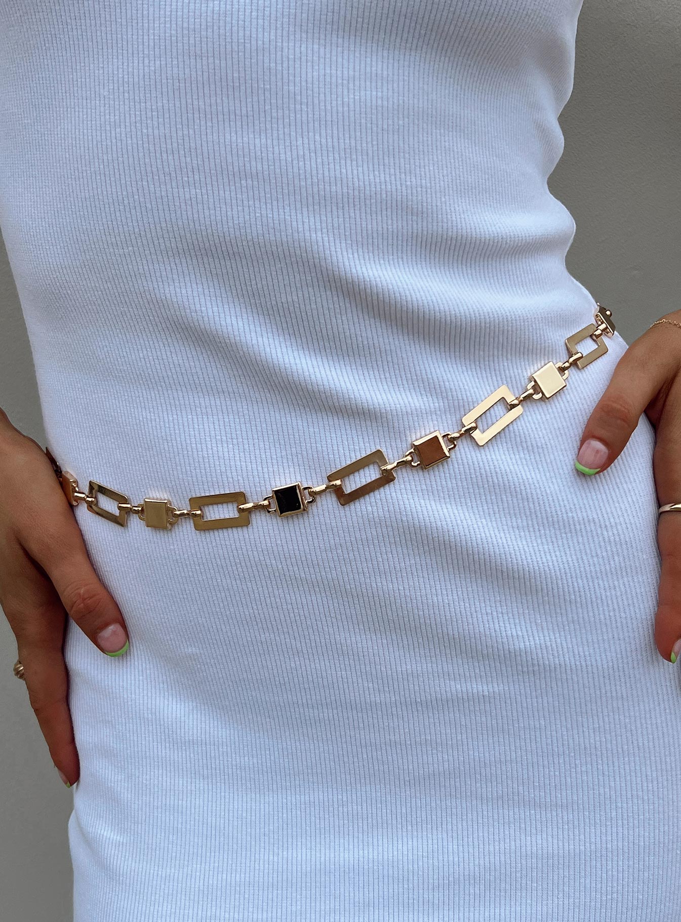 Jerrad Chain Belt Gold-Heyiad