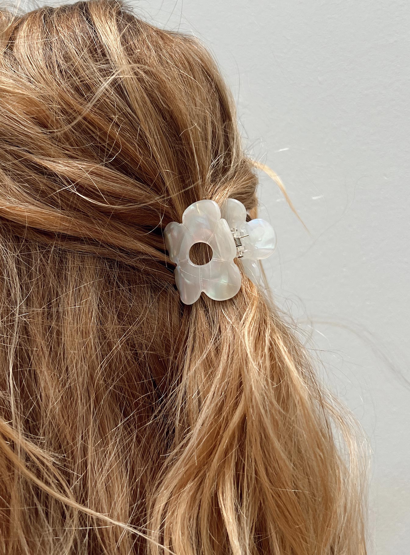 Jaci Hair Clip White-Heyiad