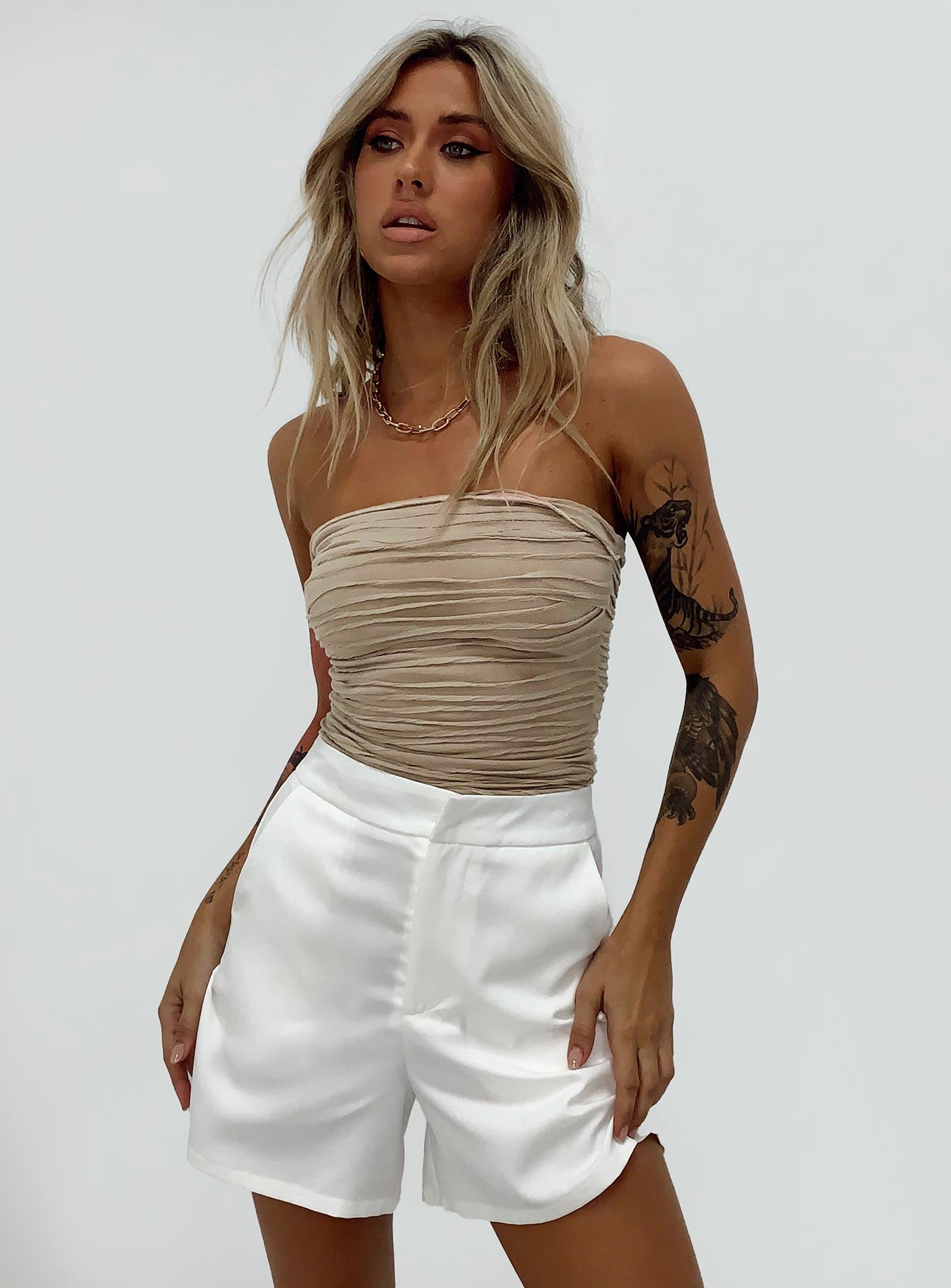 Jonna Shorts White-Heyiad