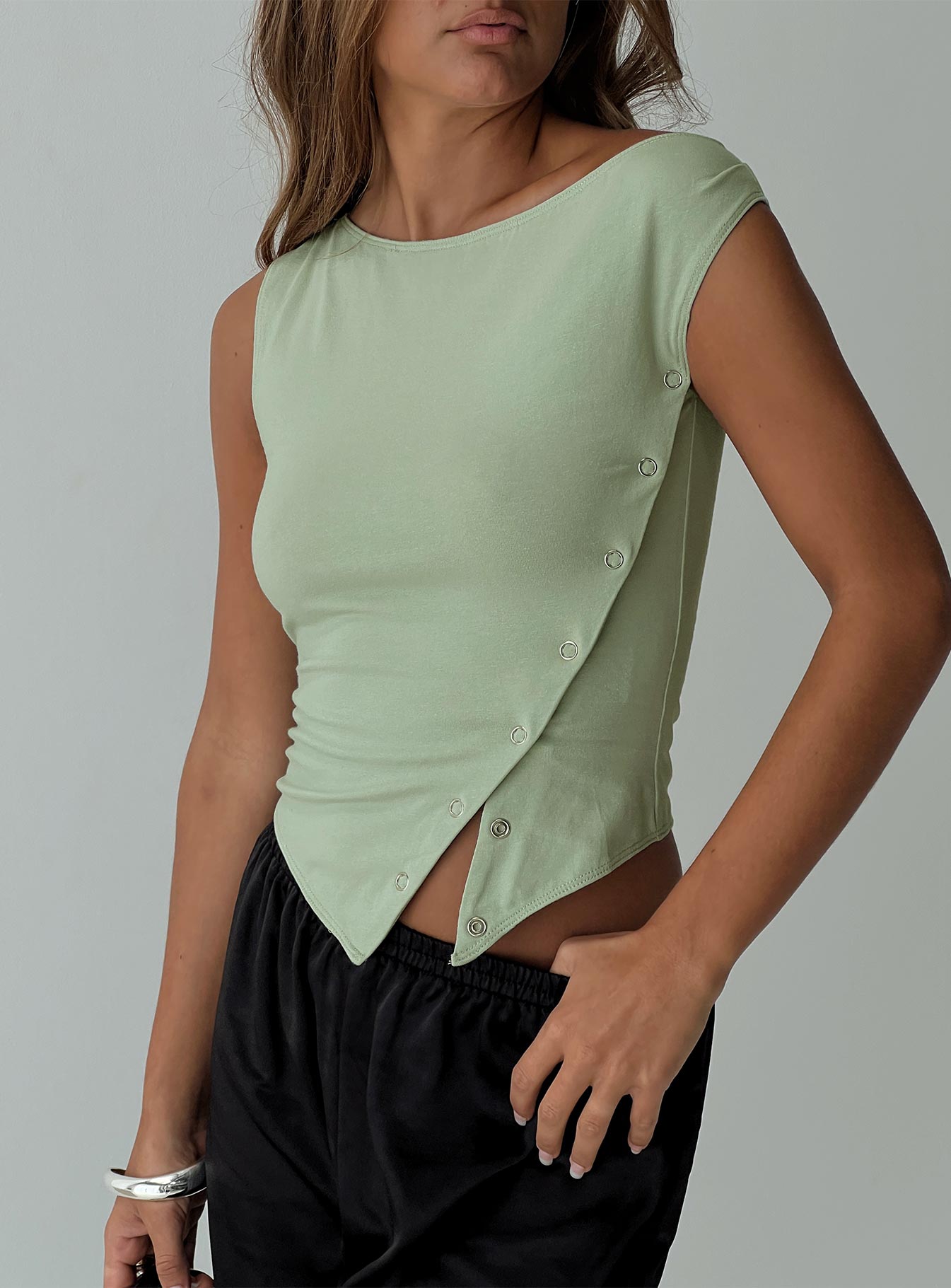 Karre Off The Shoulder Top Green-Heyiad