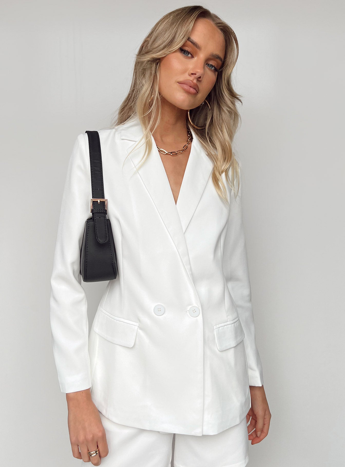 Jonna Blazer White-Heyiad