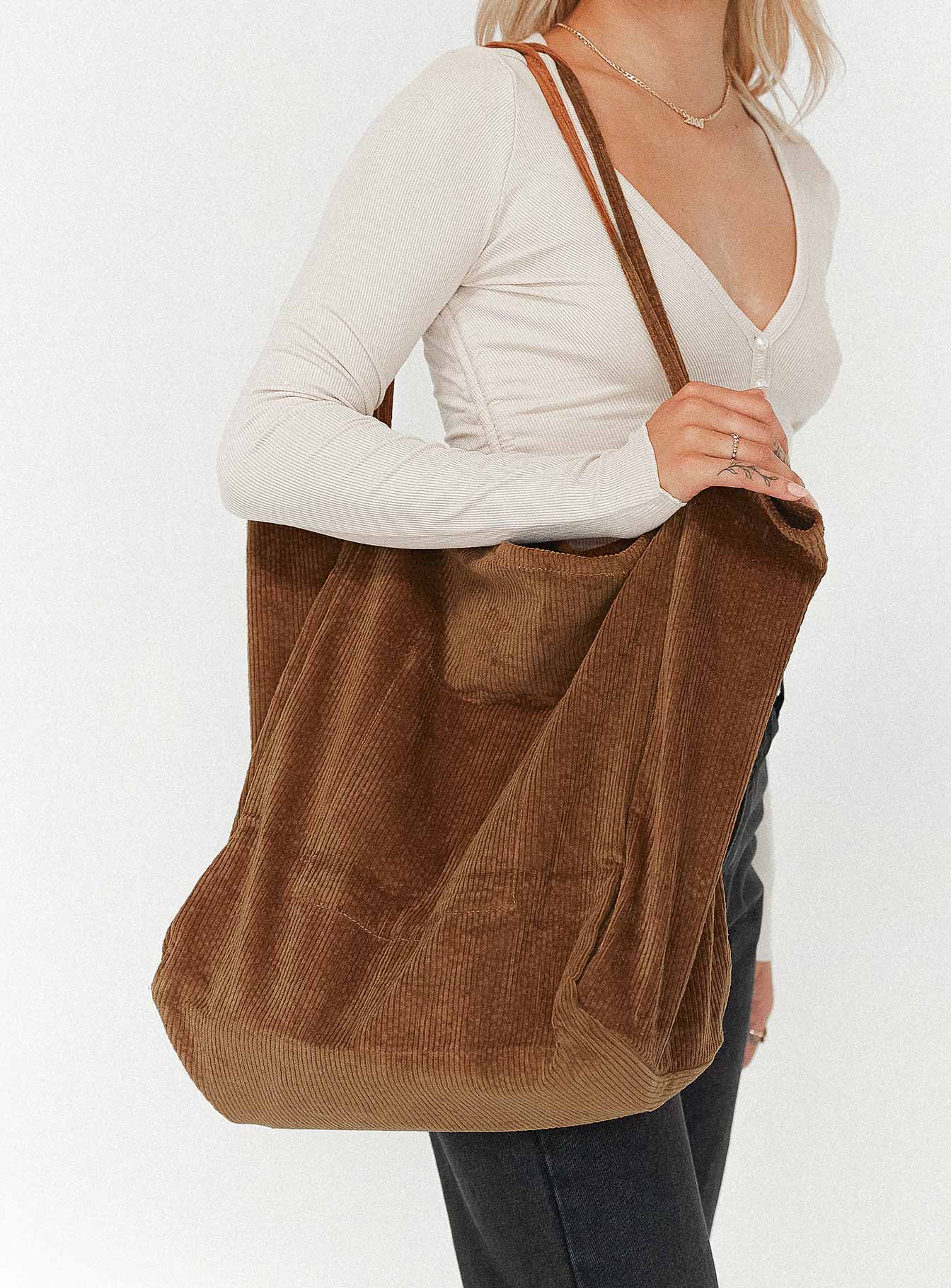 Jensen Tote Brown-Heyiad