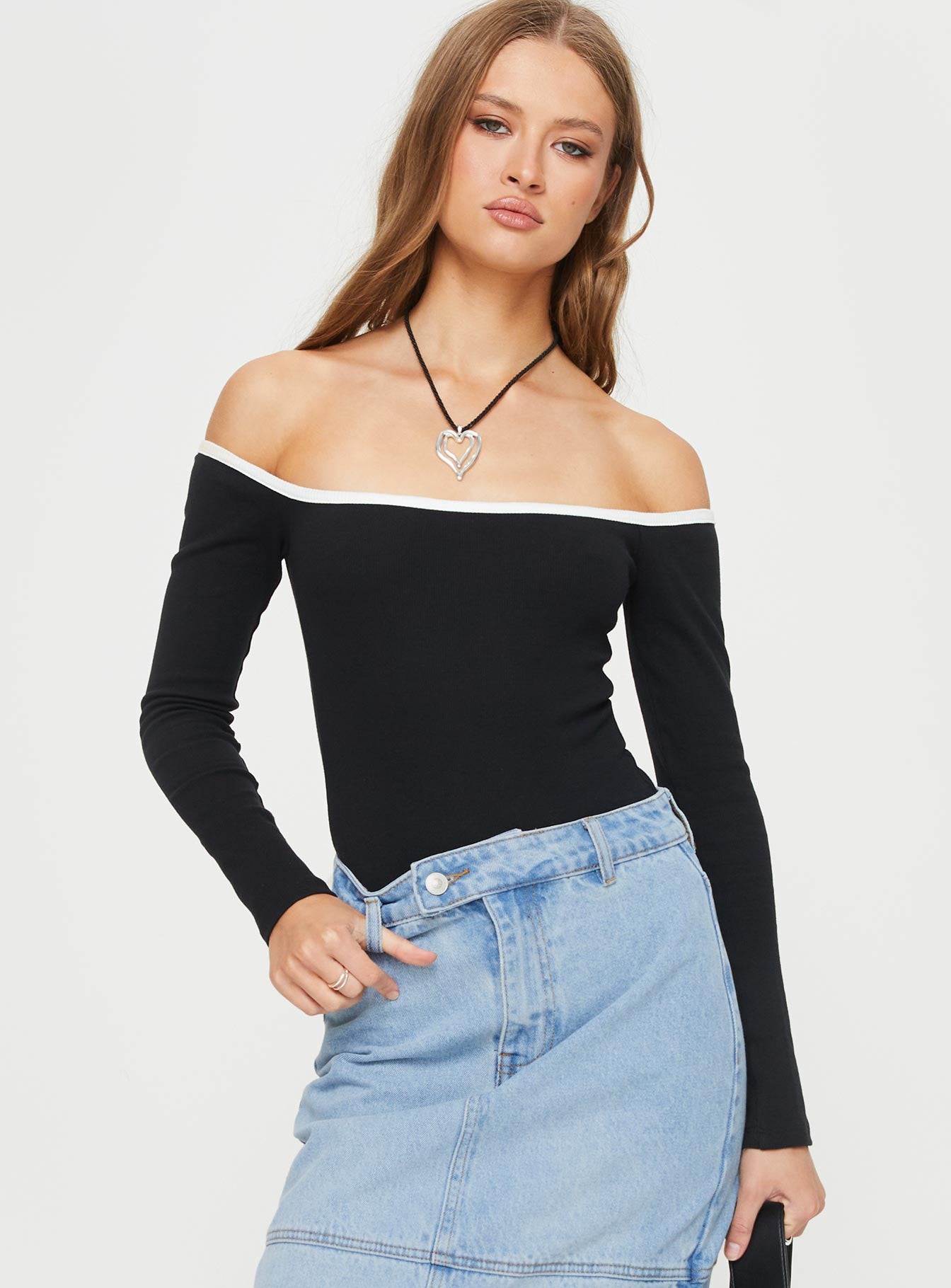 Jacinto Off The Shoulder Bodysuit Black-Heyiad