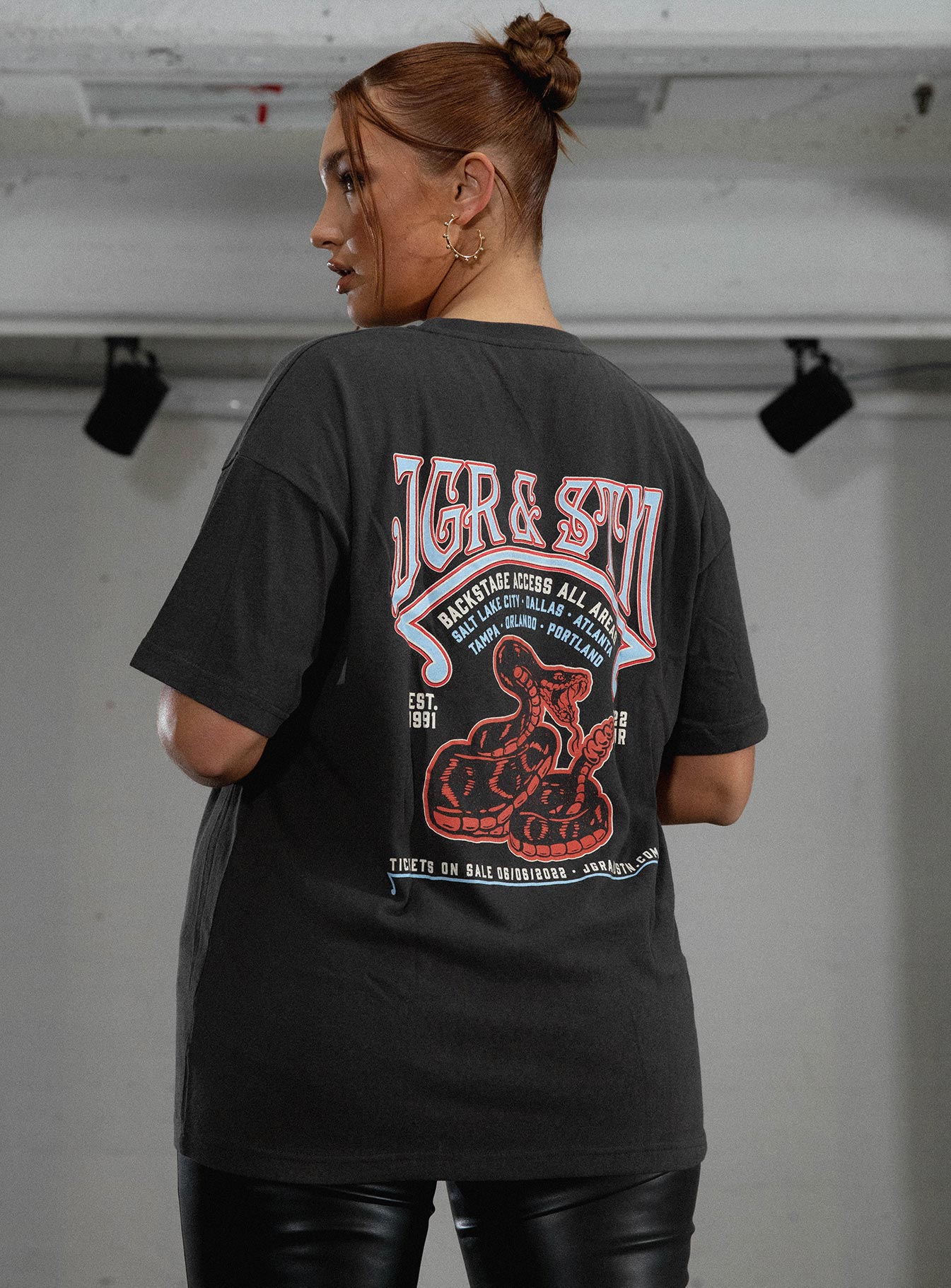 JGR & STN Backstage Oversized Tee Charcoal-Heyiad