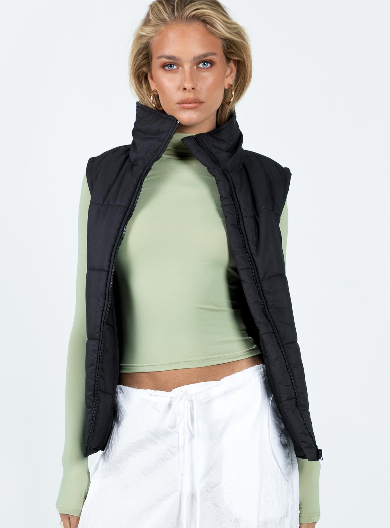 Coulter Puffer Vest Black-Heyiad