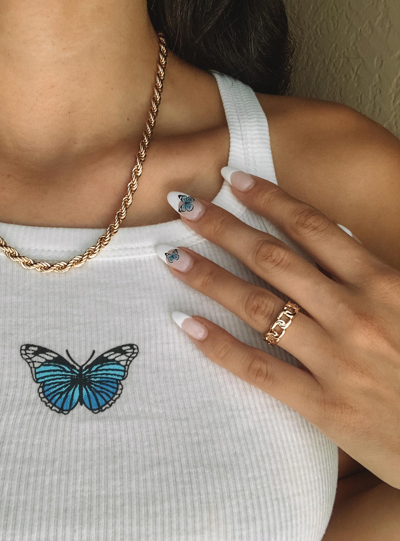 It's Hers Ring-Heyiad