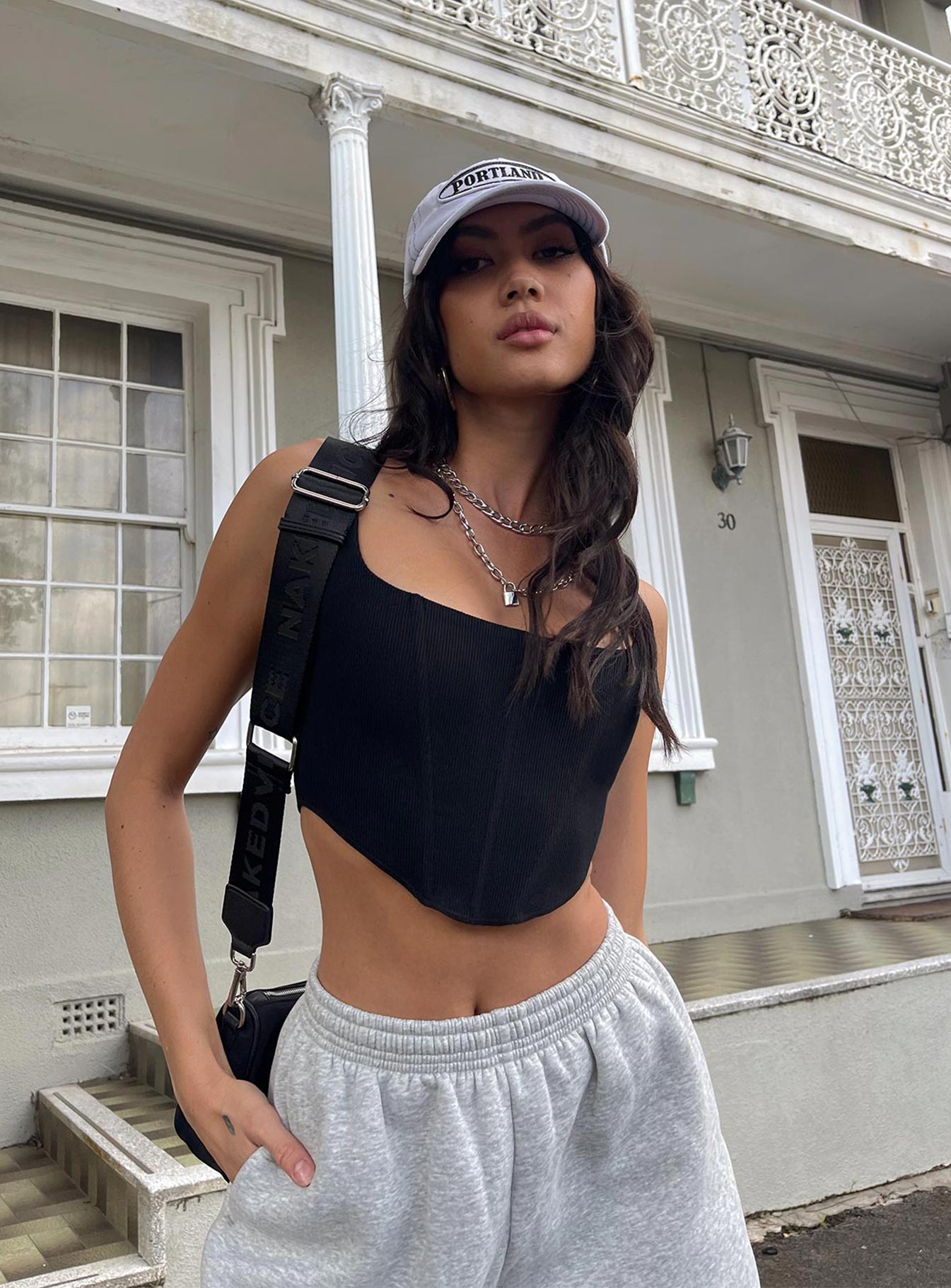 Kaeshia Rib Bustier Black-Heyiad