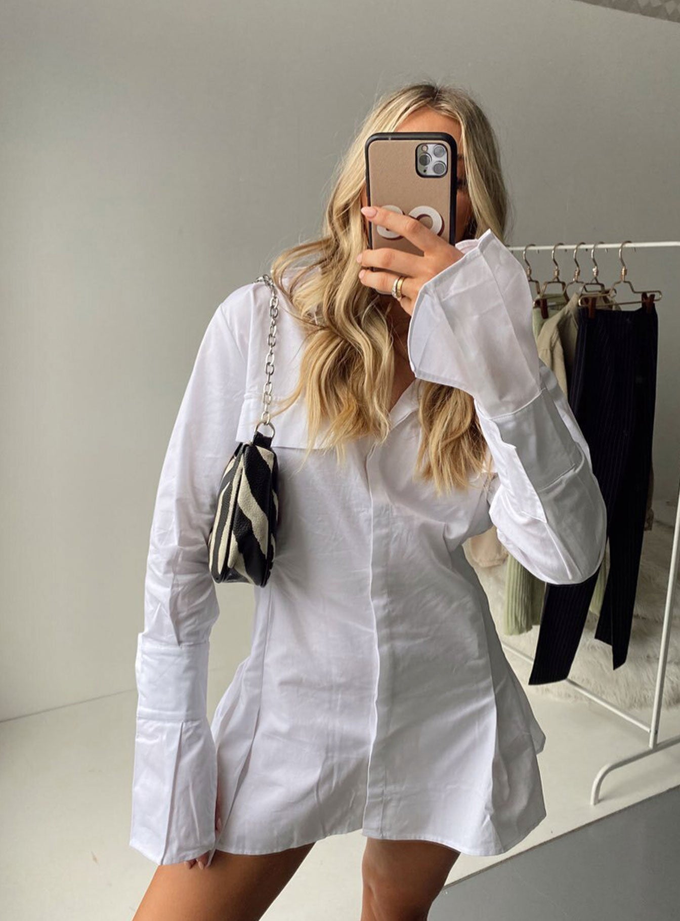 Cover Girl Mini Dress-Heyiad