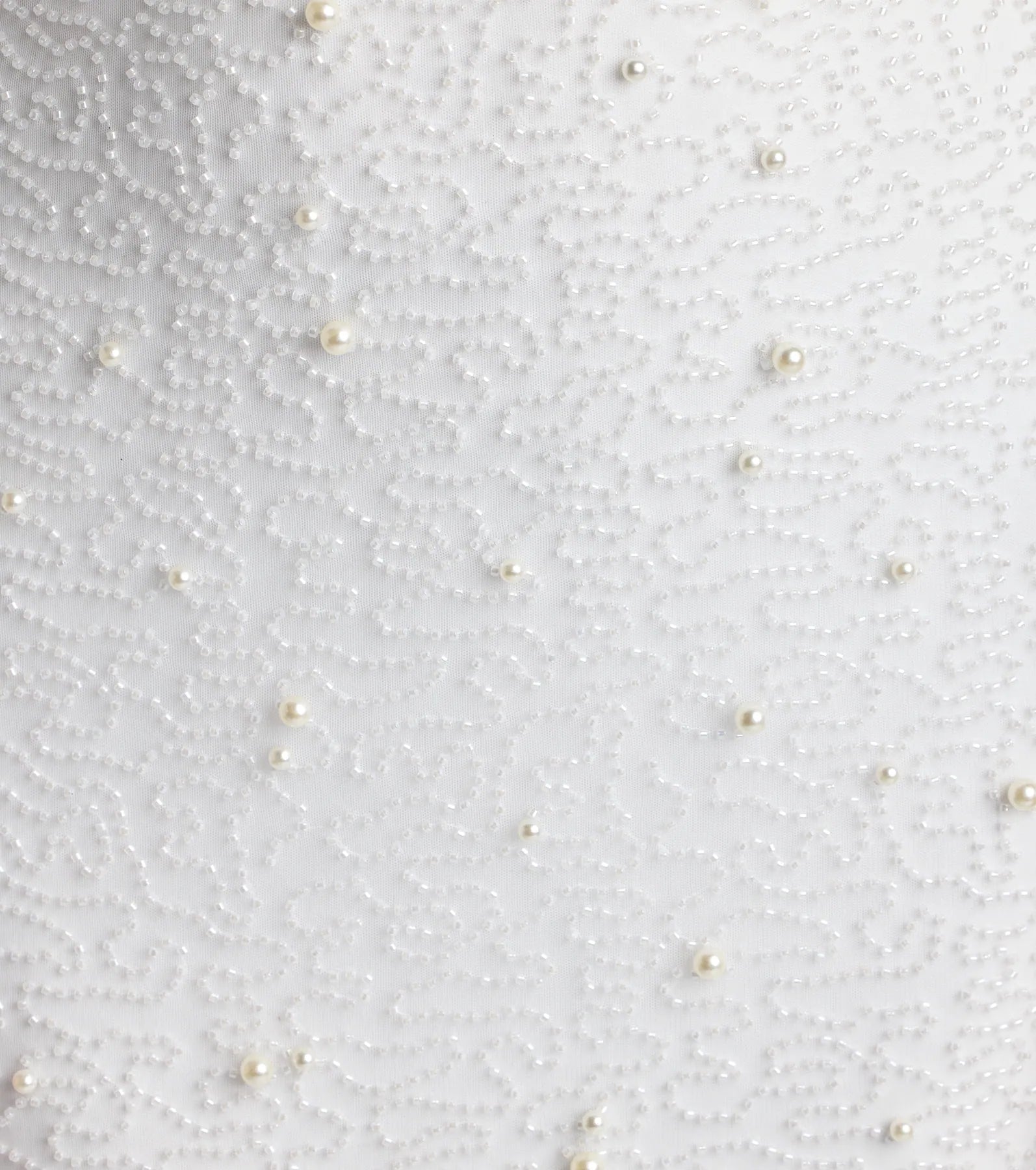 Step into milestone moments with the Amara Corset Mermaid Sequin Formal Dress, a standout in white dresses perfect for birdal showers, Easter celebrations, and 2025 grad looks.