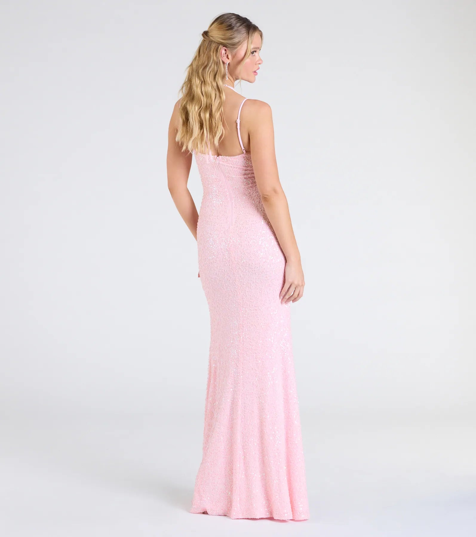 Flaunt your silhouette in the tight Kaitlyn Cowl Neck Slit Beaded Sequin Formal Dress in pink, a bodycon dress that empowers your look with bold style and effortless edge.