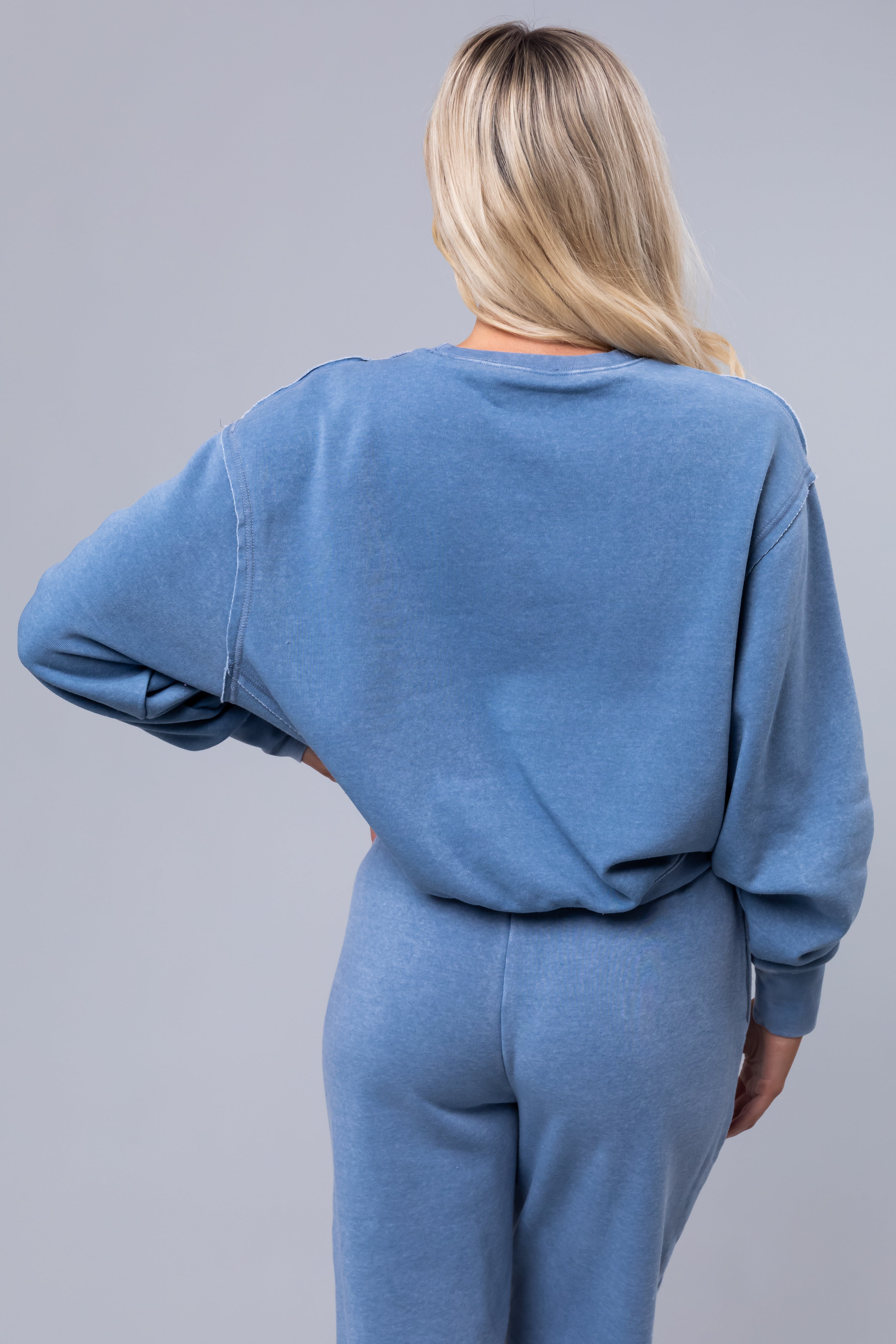 Cornflower Washed Long Sleeve Knit Sweatshirt-Newayad