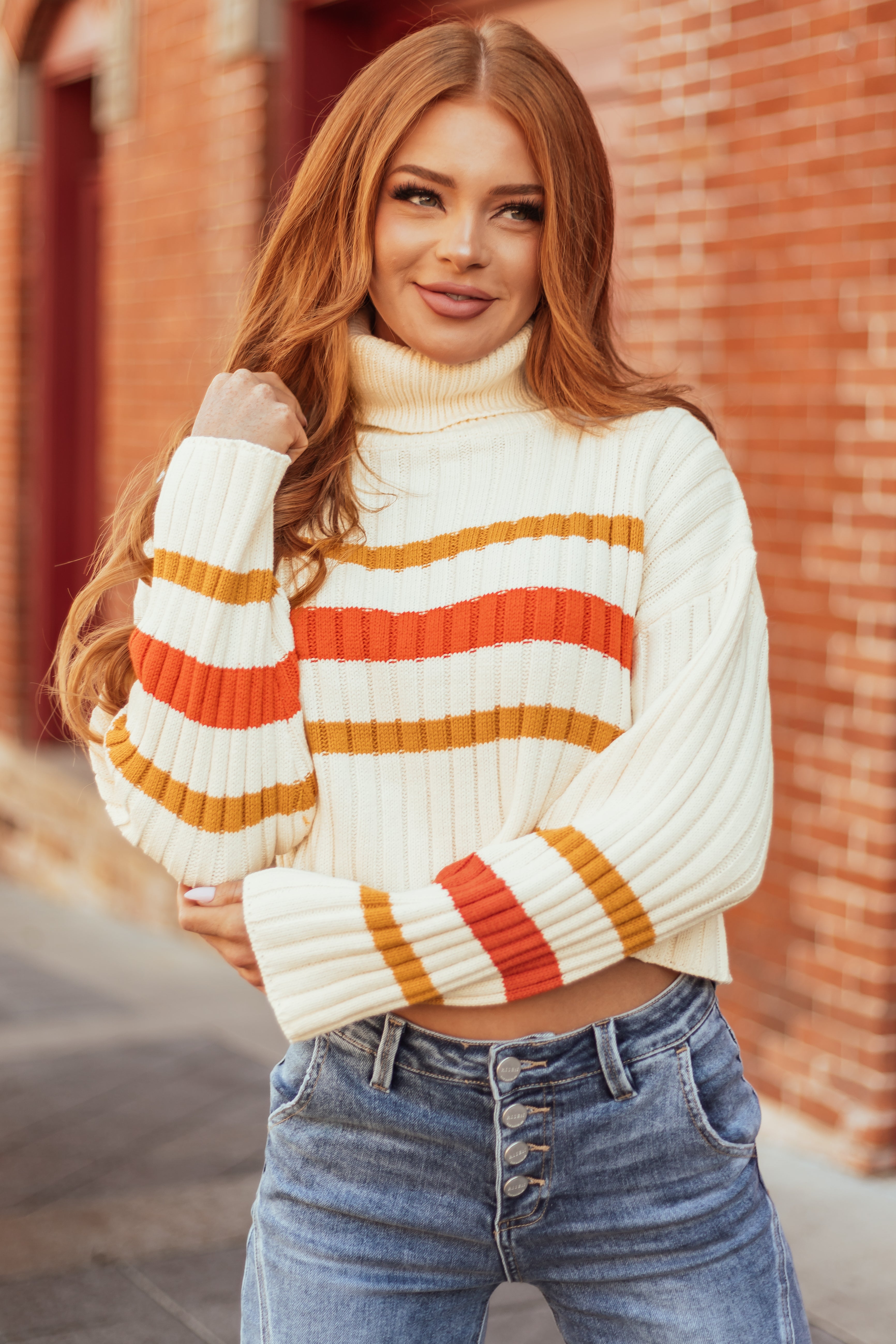 Cream Striped Turtleneck Cropped Sweater-Newayad