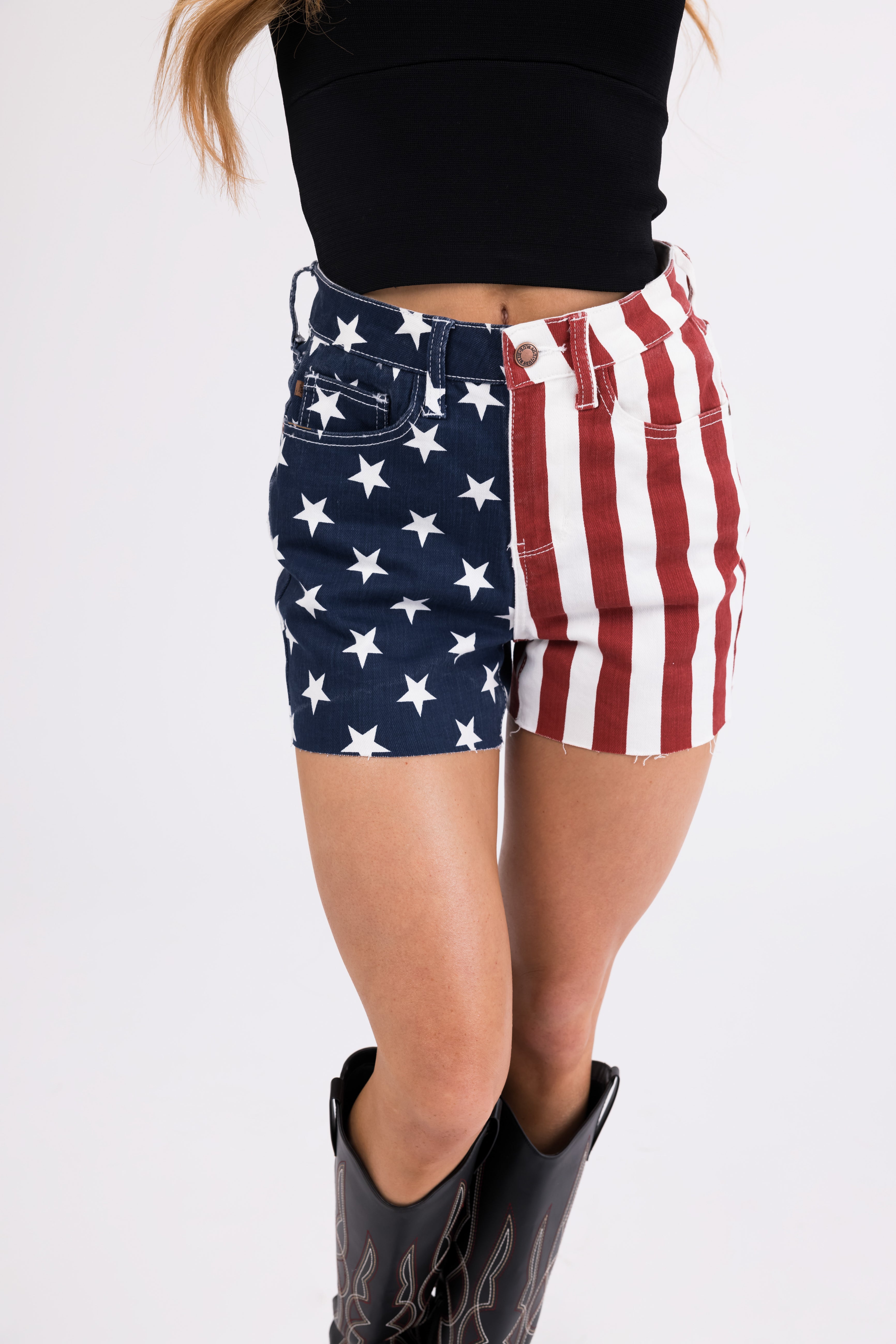 Judy Blue Ivory Stars and Stripes Print Shorts-Newayad