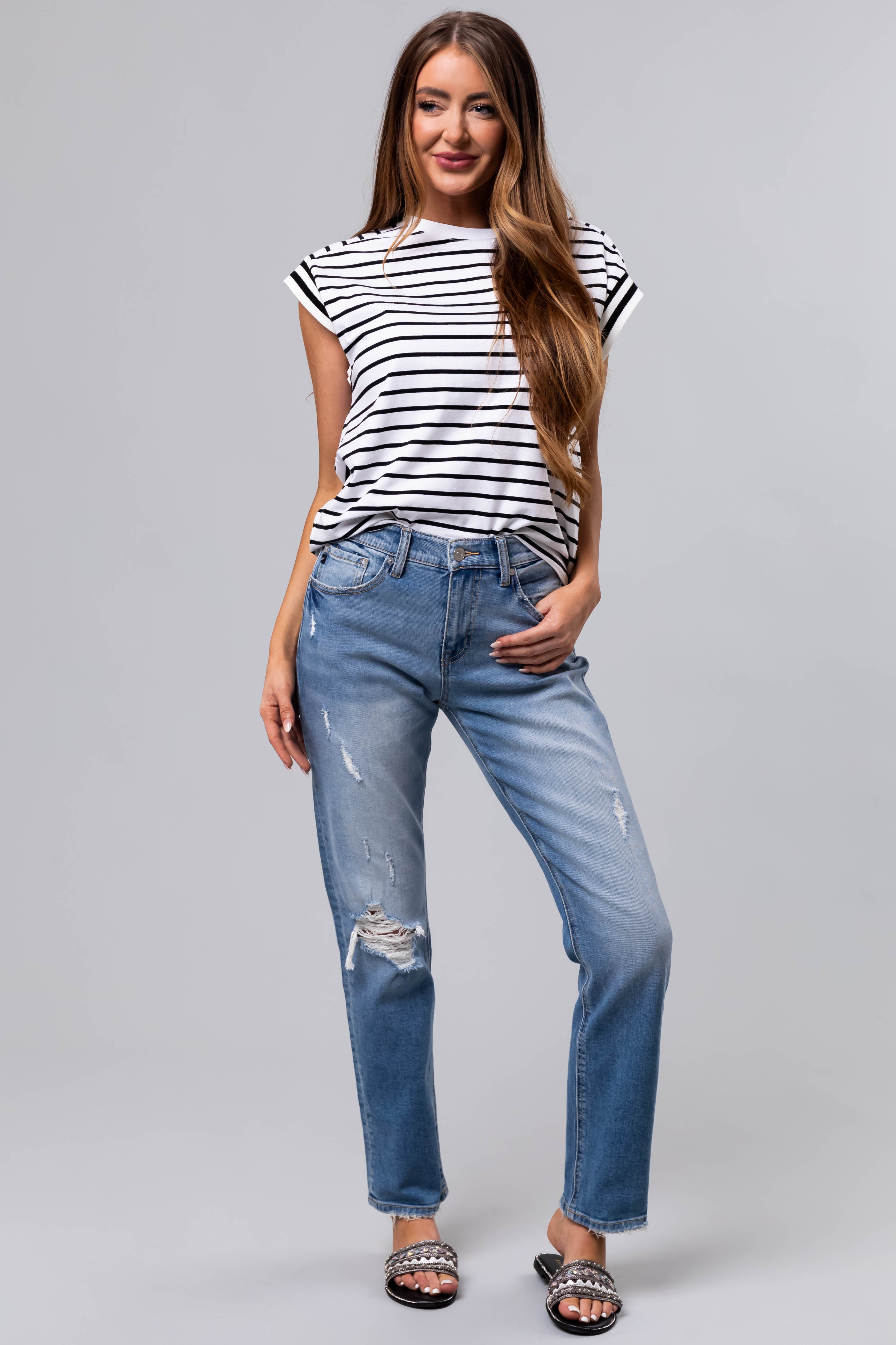 KanCan Medium Wash Straight Leg High Rise Jeans-Newayad