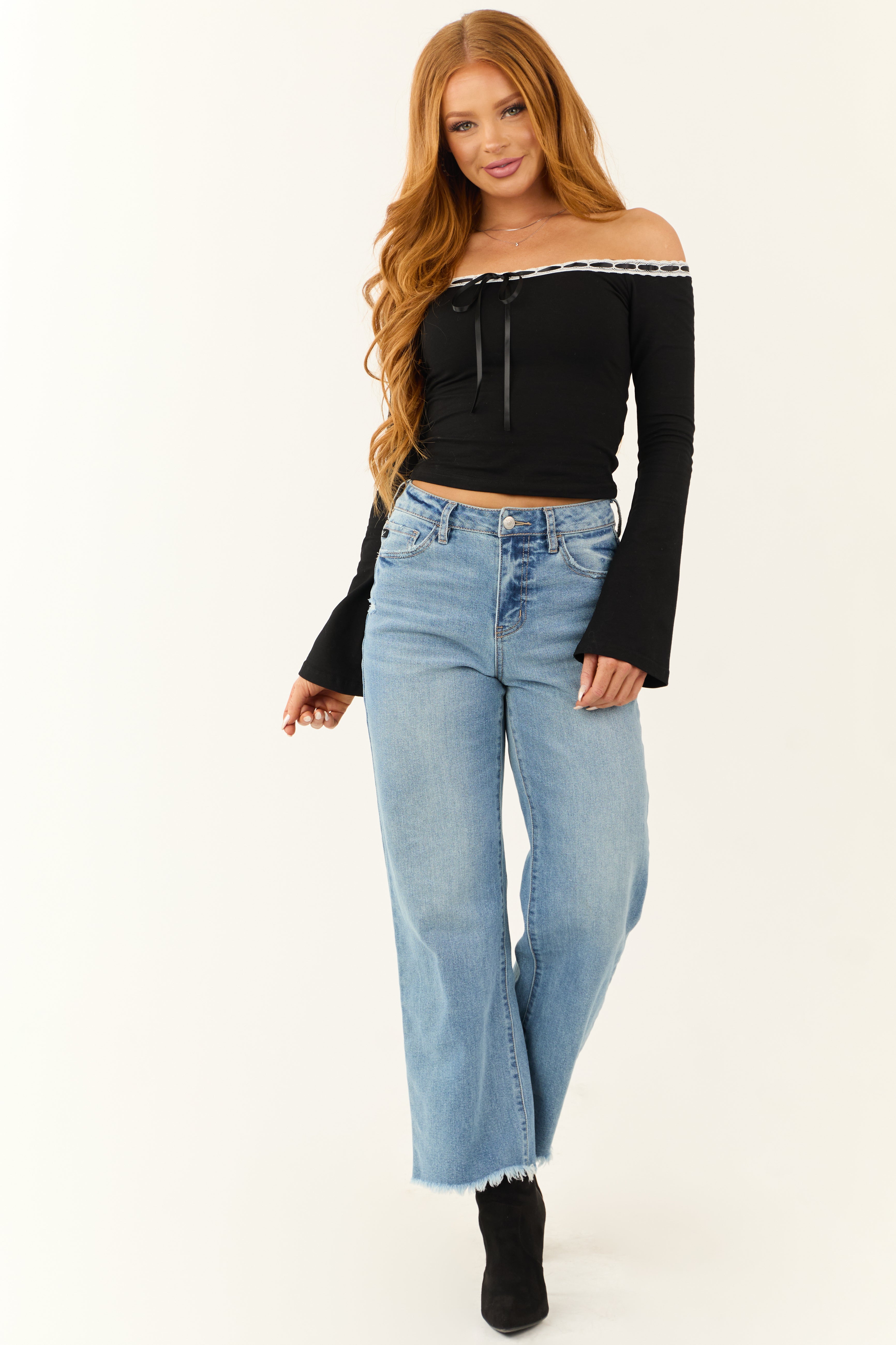 KanCan Medium Wash Wide Leg Frayed Jeans-Newayad