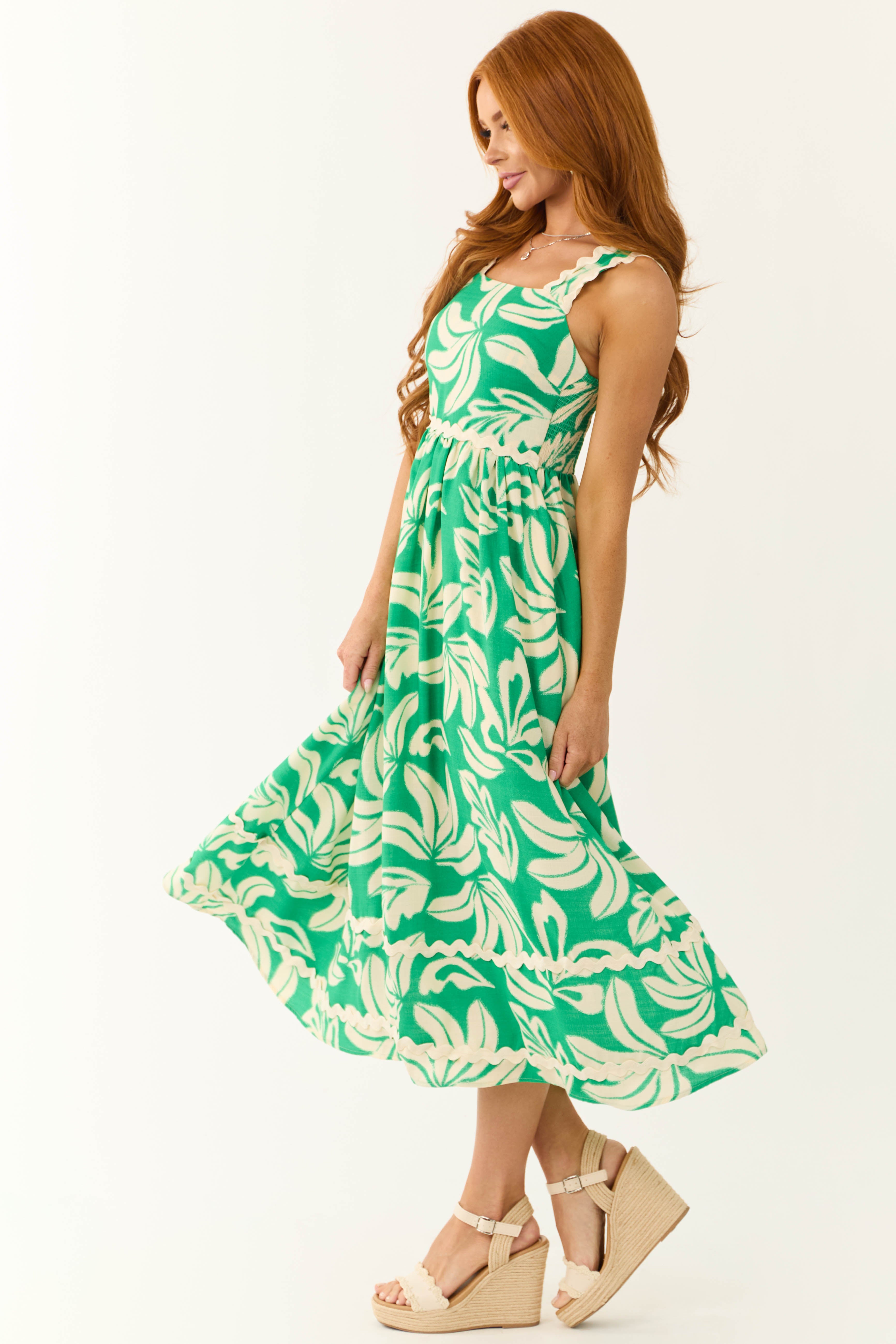 Kelly Green and Cream Tropical Leaf Print Midi Dress-Newayad