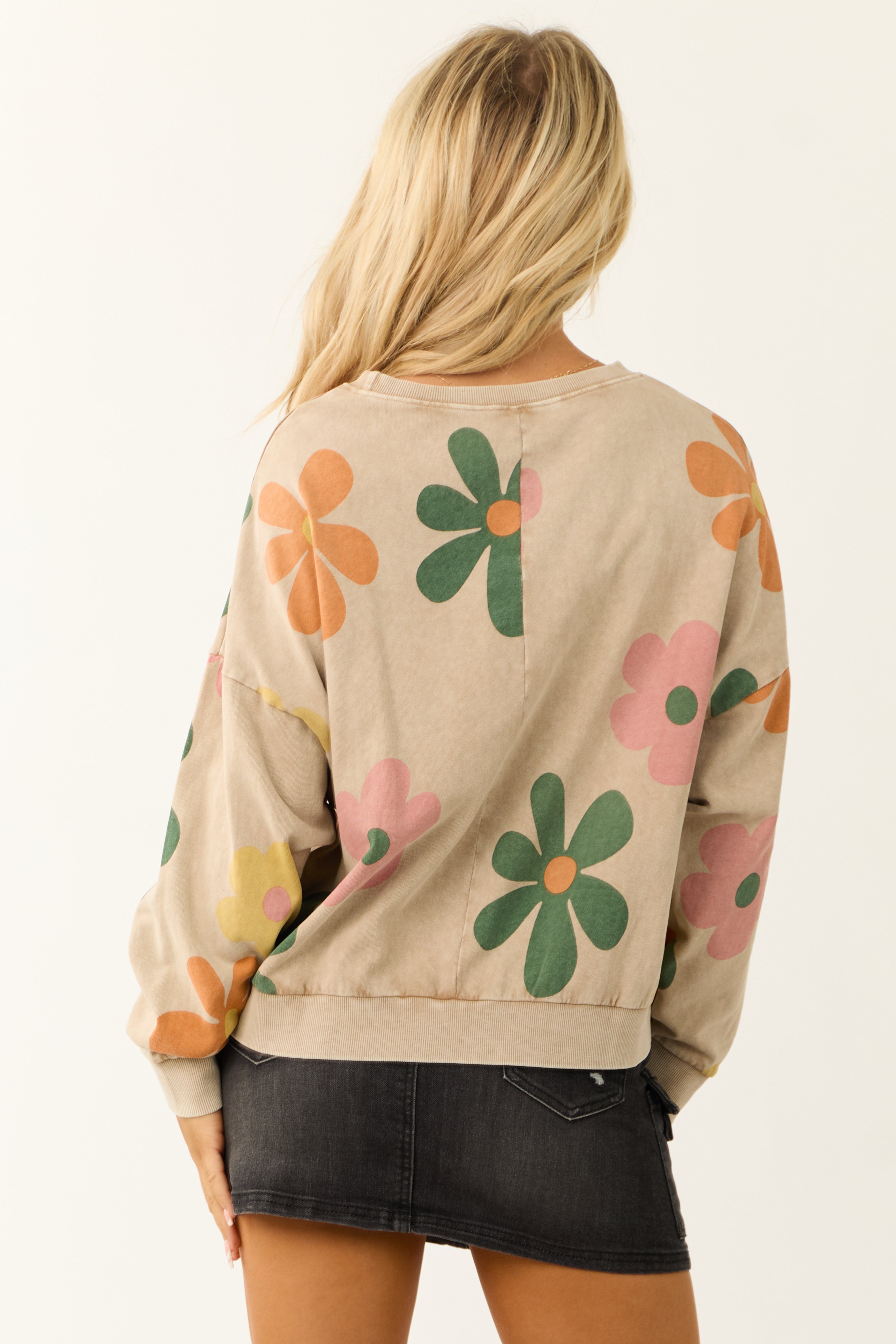 Latte Mineral Wash Flower Print Sweatshirt-Newayad