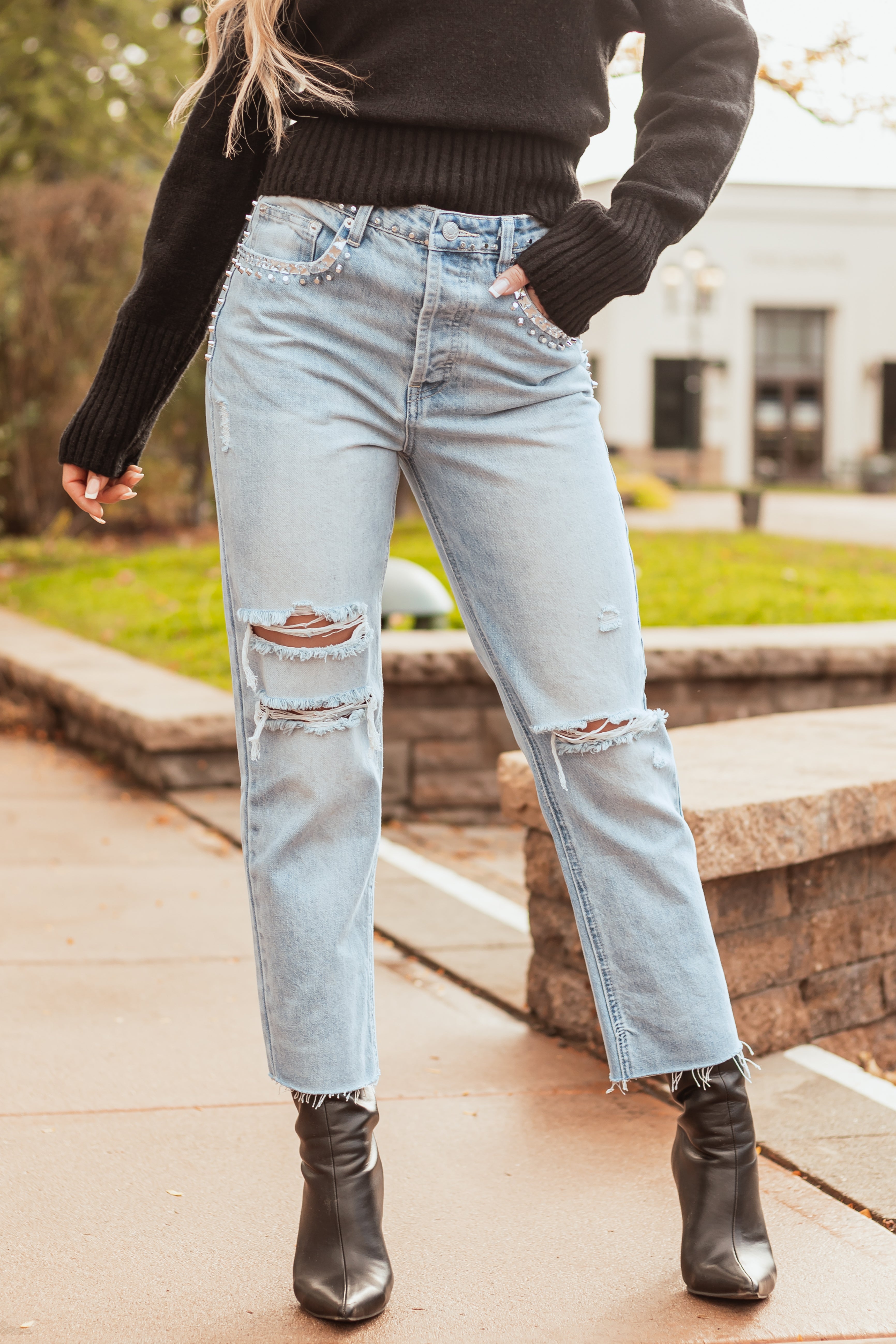 Light Wash Rhinestone Studded Straight Jeans-Newayad