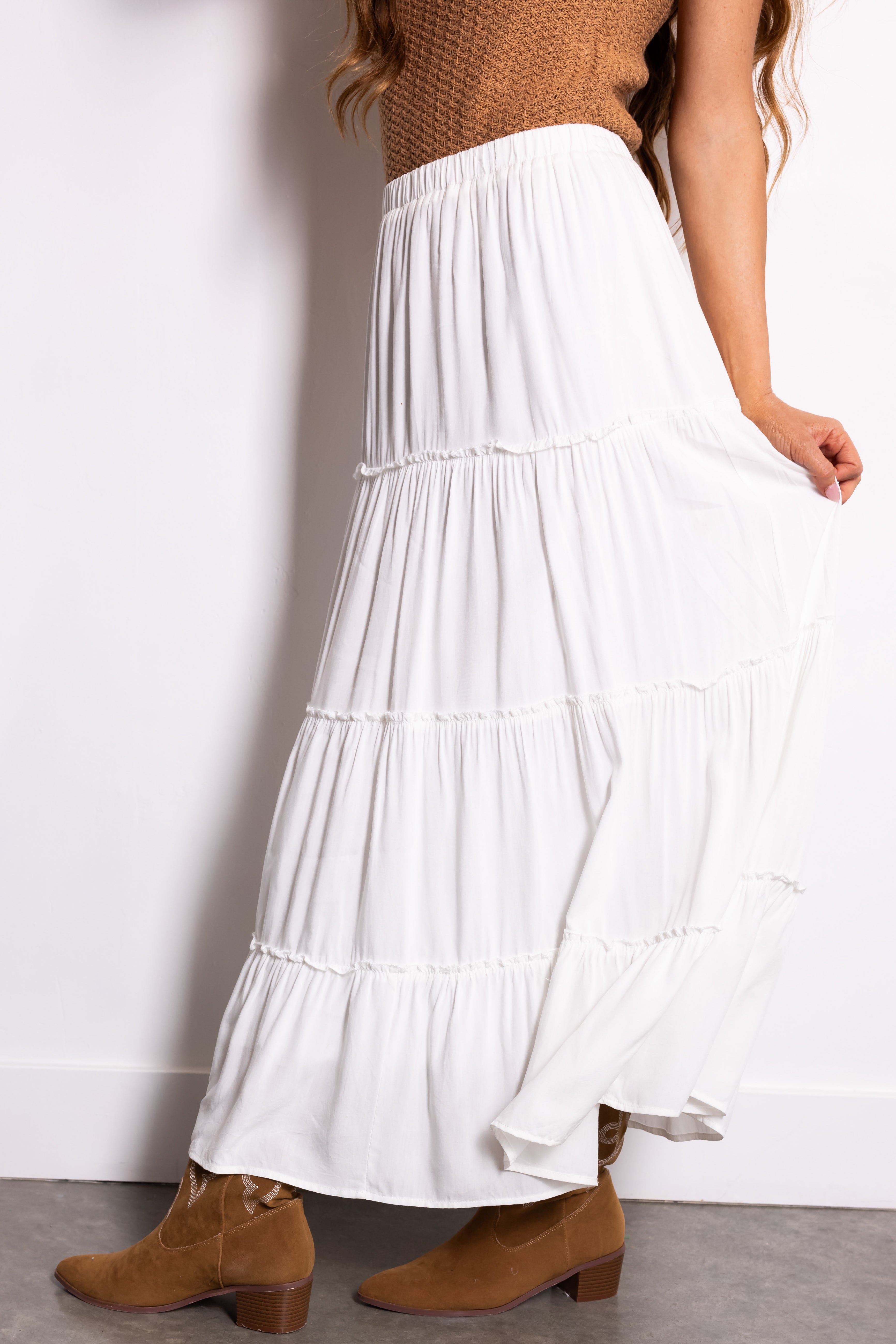 Off White Tiered Elastic Waist Woven Maxi Skirt-Newayad