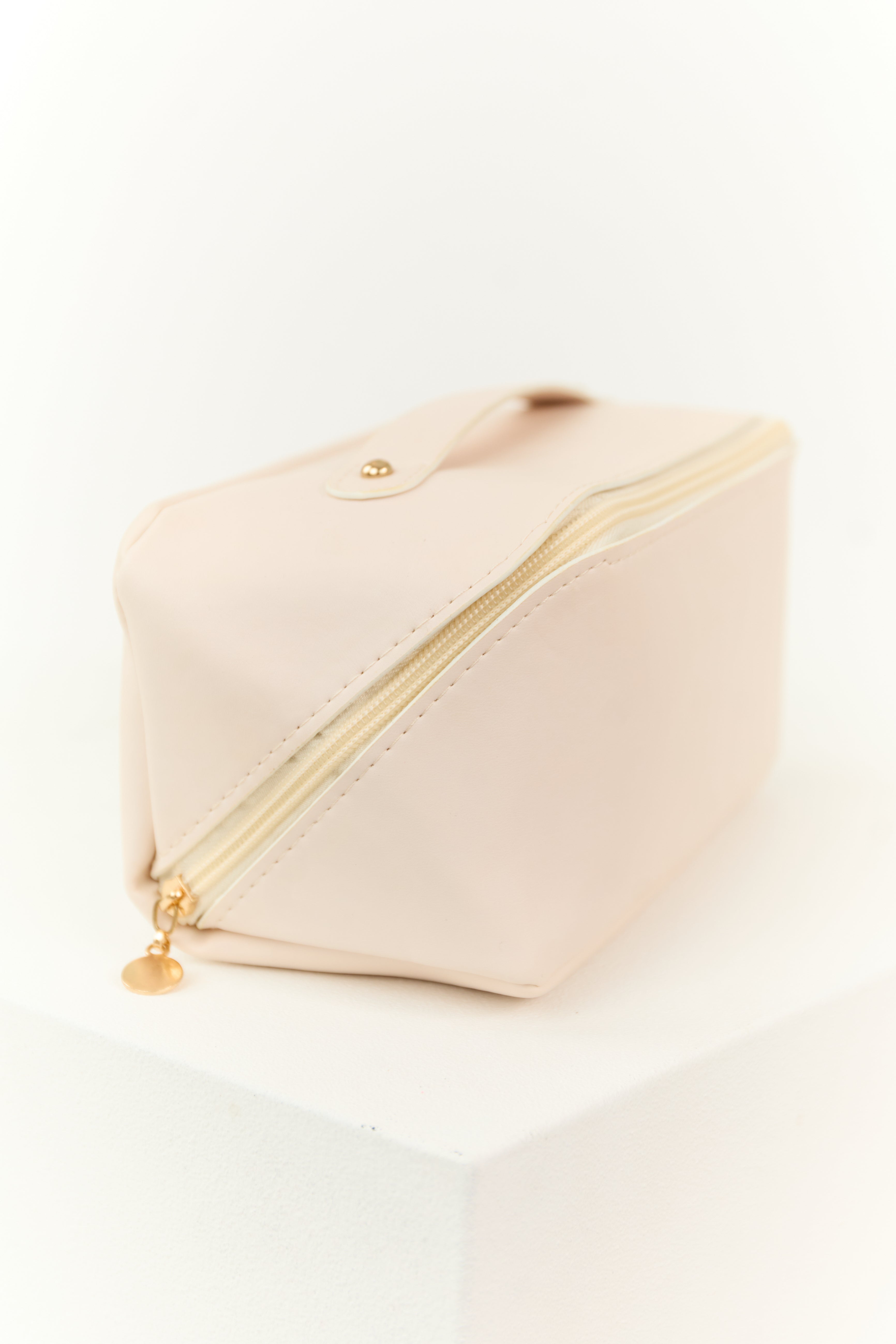 Pastel Blush Faux Leather Makeup Bag-Newayad