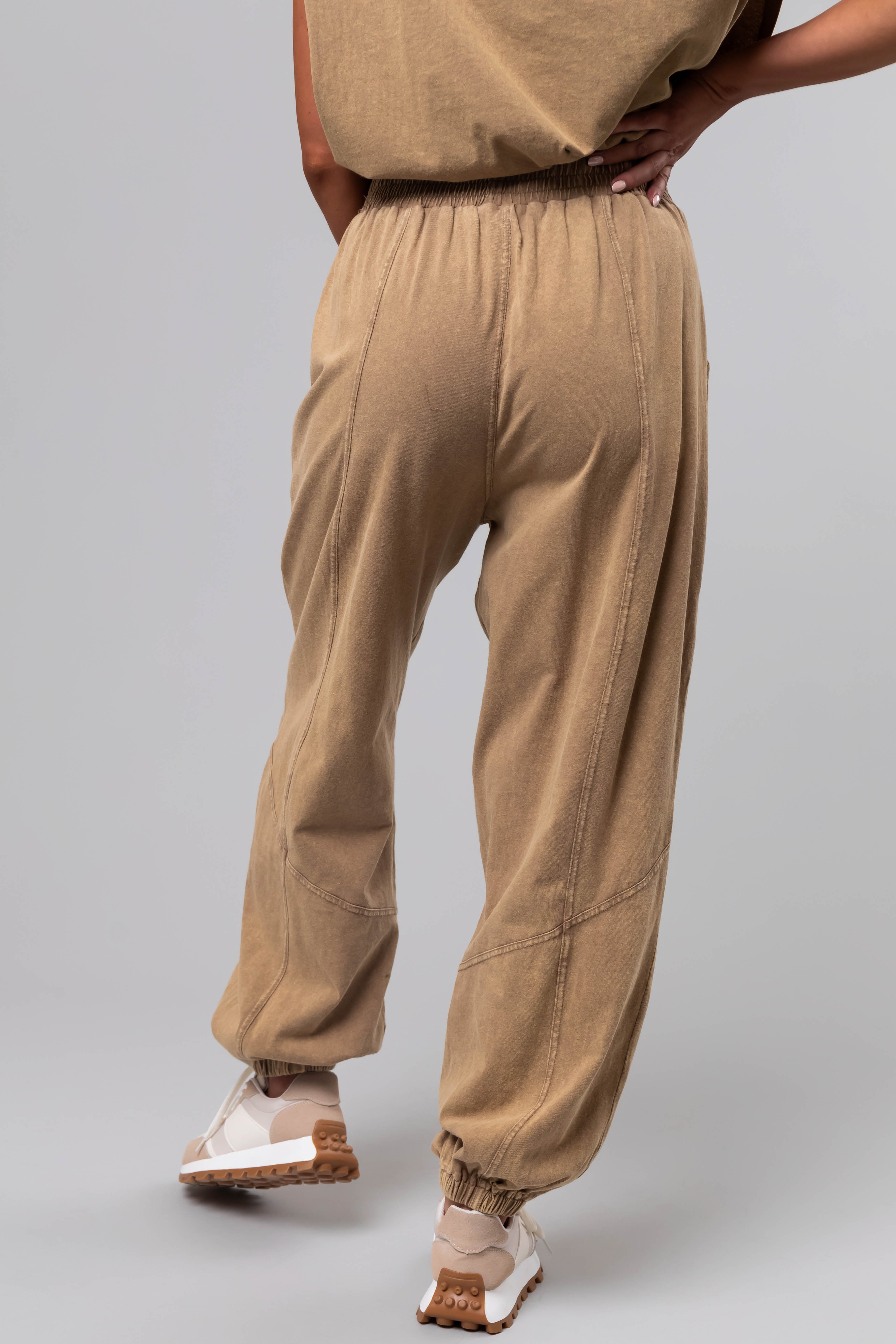 Peanut Mineral Wash Elastic Joggers-Newayad