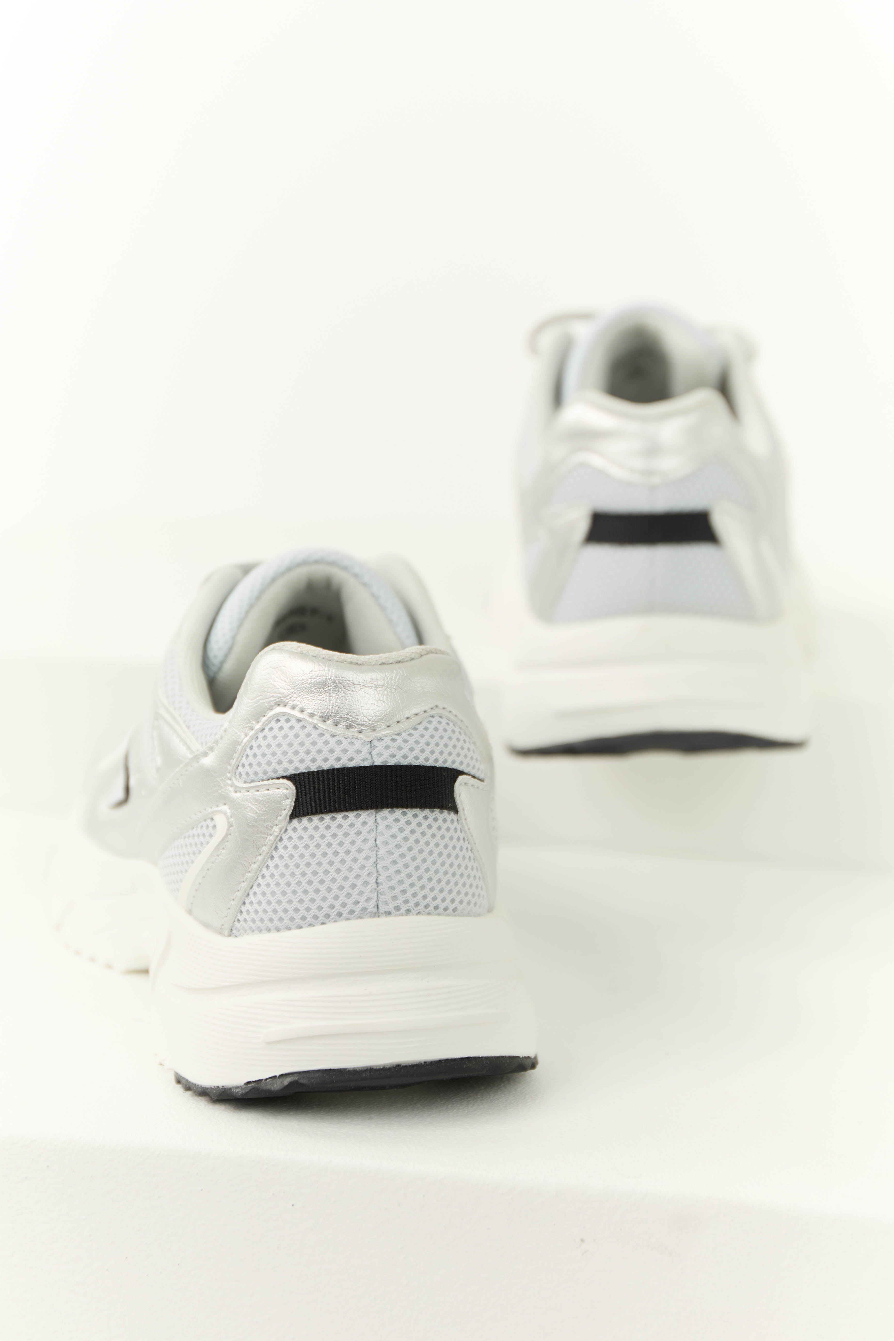 Silver Slip On Elastic Laces Sneakers-Newayad